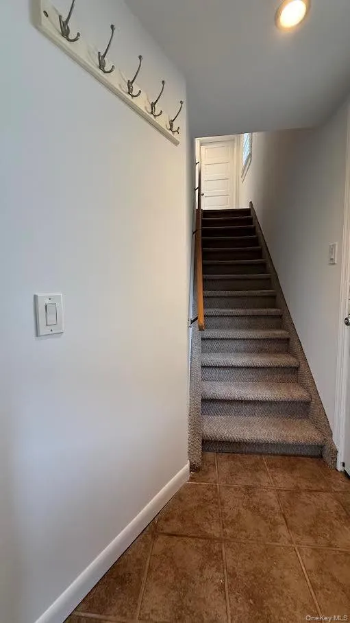 42 Whitney Avenue, Oyster Bay, NY, 3 Bedrooms Bedrooms, 7 Rooms Rooms,2 BathroomsBathrooms,Residential,For Rent,Whitney,0,1019290 42 Whitney Avenue, Oyster Bay, NY, 3 Bedrooms Bedrooms, 7 Rooms Rooms,2 BathroomsBathrooms,Residential,For Rent,Whitney,0,1019290