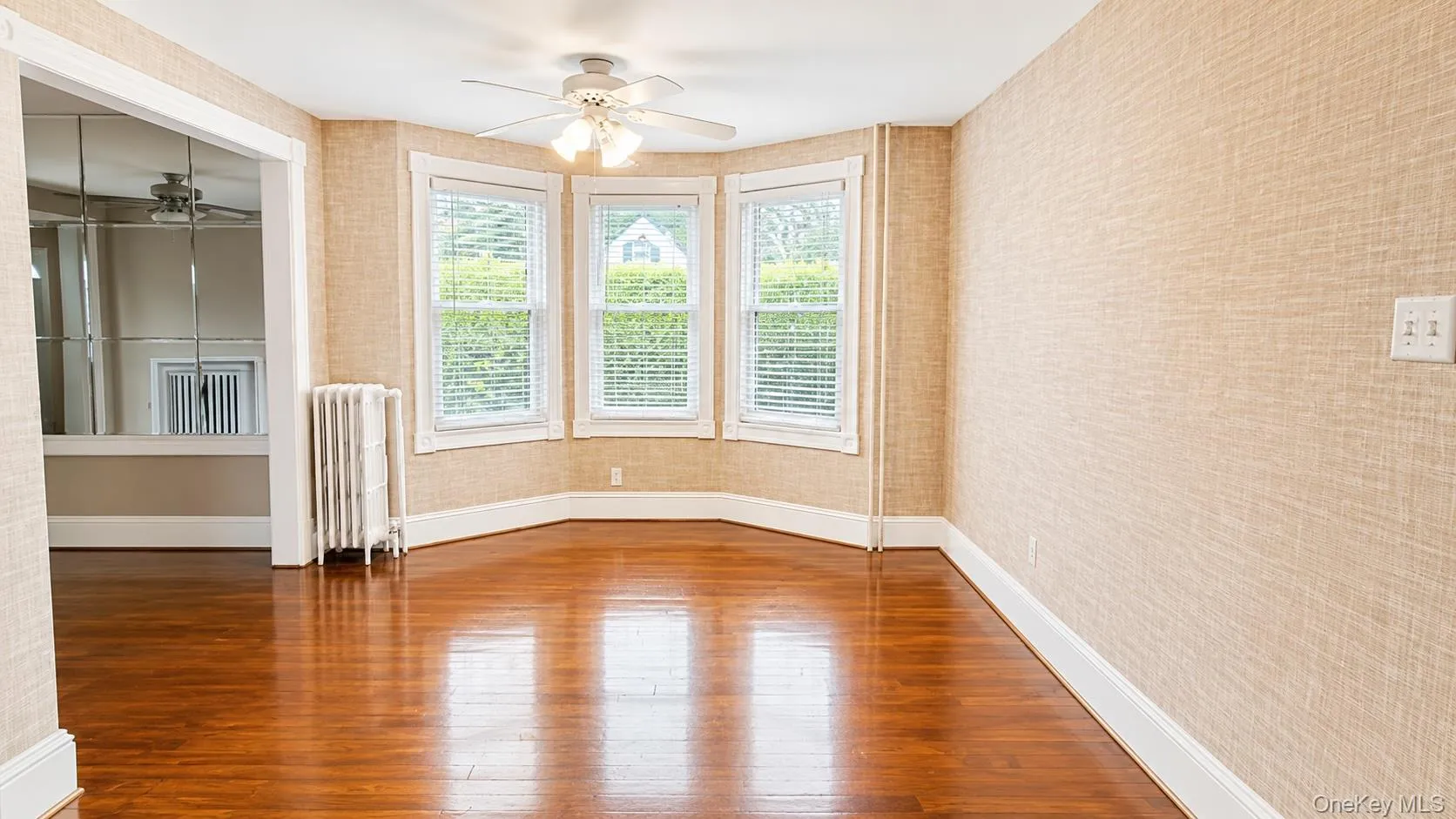 42 Whitney Avenue, Oyster Bay, NY, 3 Bedrooms Bedrooms, 7 Rooms Rooms,2 BathroomsBathrooms,Residential,For Rent,Whitney,0,1019290 42 Whitney Avenue, Oyster Bay, NY, 3 Bedrooms Bedrooms, 7 Rooms Rooms,2 BathroomsBathrooms,Residential,For Rent,Whitney,0,1019290
