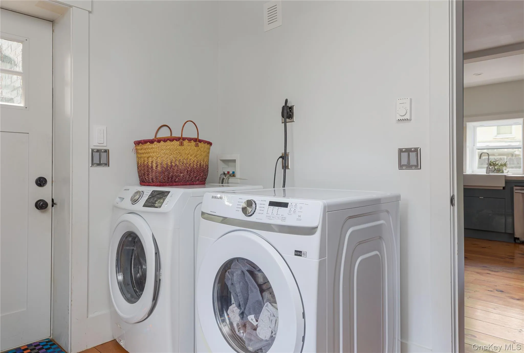 6 Center Street, Beacon, NY, 3 Bedrooms Bedrooms, 9 Rooms Rooms,2 BathroomsBathrooms,Residential,For Rent,Center,0,1019291 6 Center Street, Beacon, NY, 3 Bedrooms Bedrooms, 9 Rooms Rooms,2 BathroomsBathrooms,Residential,For Rent,Center,0,1019291