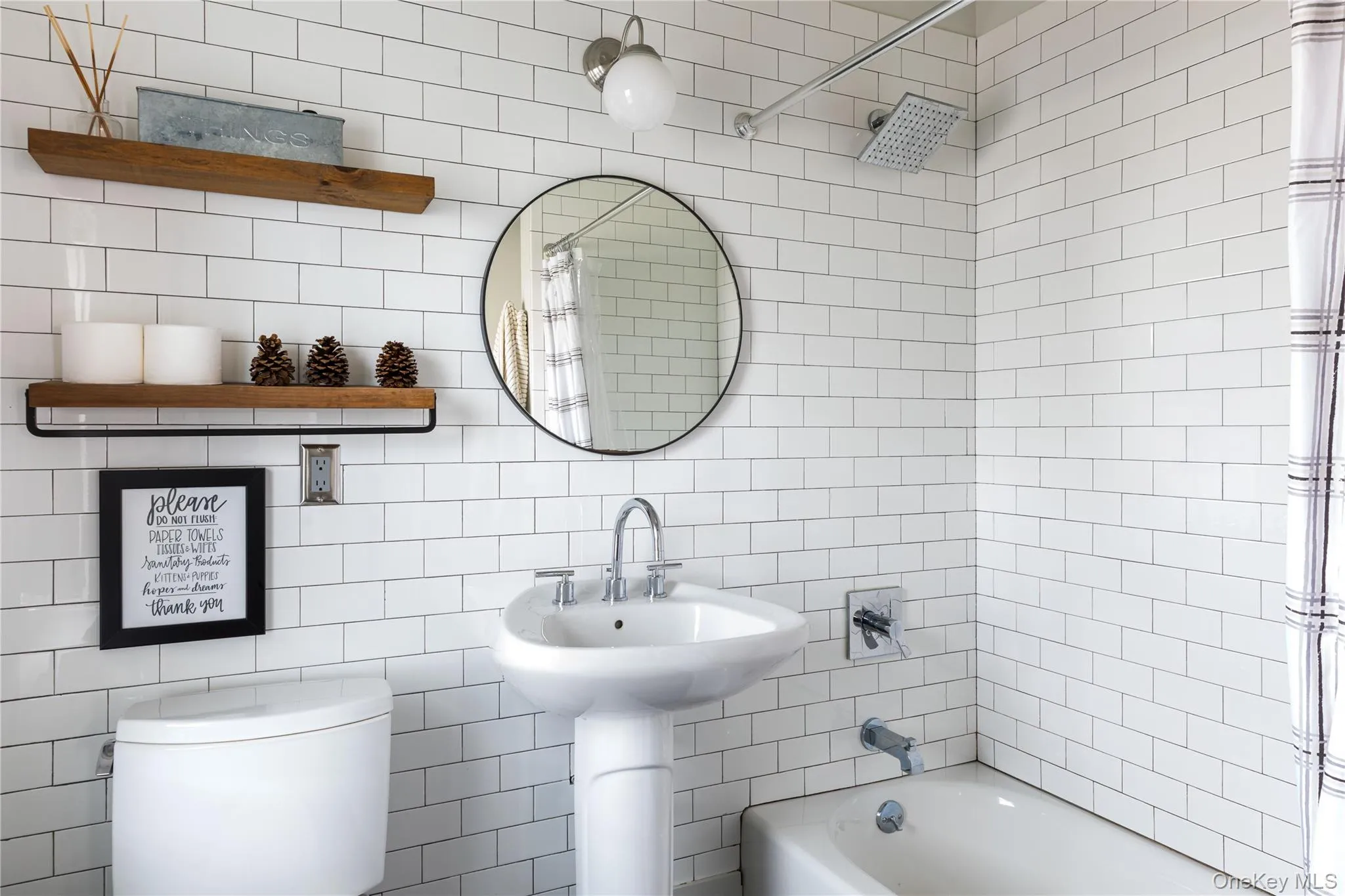 6 Center Street, Beacon, NY, 3 Bedrooms Bedrooms, 9 Rooms Rooms,2 BathroomsBathrooms,Residential,For Rent,Center,0,1019291 6 Center Street, Beacon, NY, 3 Bedrooms Bedrooms, 9 Rooms Rooms,2 BathroomsBathrooms,Residential,For Rent,Center,0,1019291
