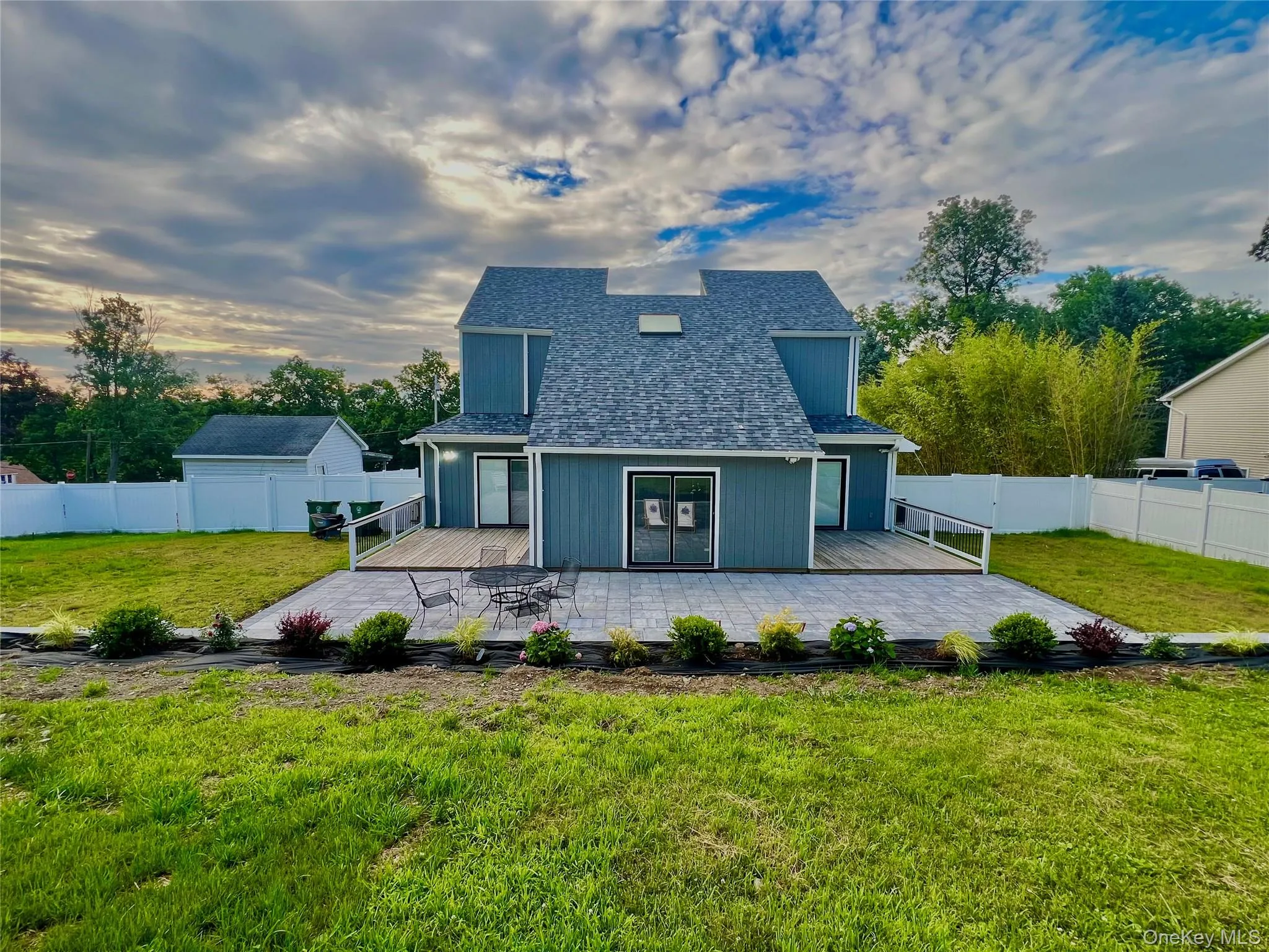 45 Randall Heights, Middletown, NY, 3 Bedrooms Bedrooms, 11 Rooms Rooms,2 BathroomsBathrooms,Residential,For Rent,Randall,0,1019292 45 Randall Heights, Middletown, NY, 3 Bedrooms Bedrooms, 11 Rooms Rooms,2 BathroomsBathrooms,Residential,For Rent,Randall,0,1019292