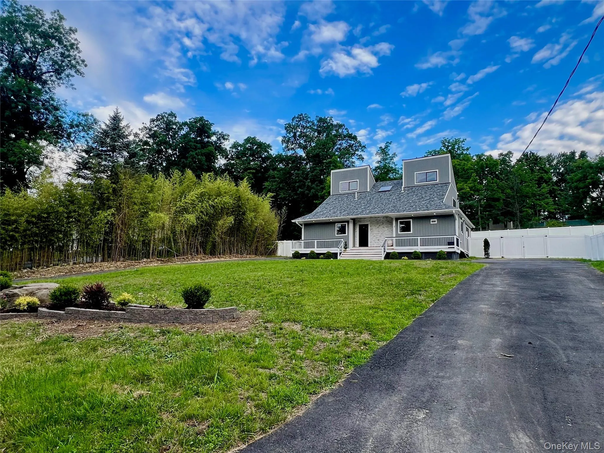 45 Randall Heights, Middletown, NY, 3 Bedrooms Bedrooms, 11 Rooms Rooms,2 BathroomsBathrooms,Residential,For Rent,Randall,0,1019292 45 Randall Heights, Middletown, NY, 3 Bedrooms Bedrooms, 11 Rooms Rooms,2 BathroomsBathrooms,Residential,For Rent,Randall,0,1019292