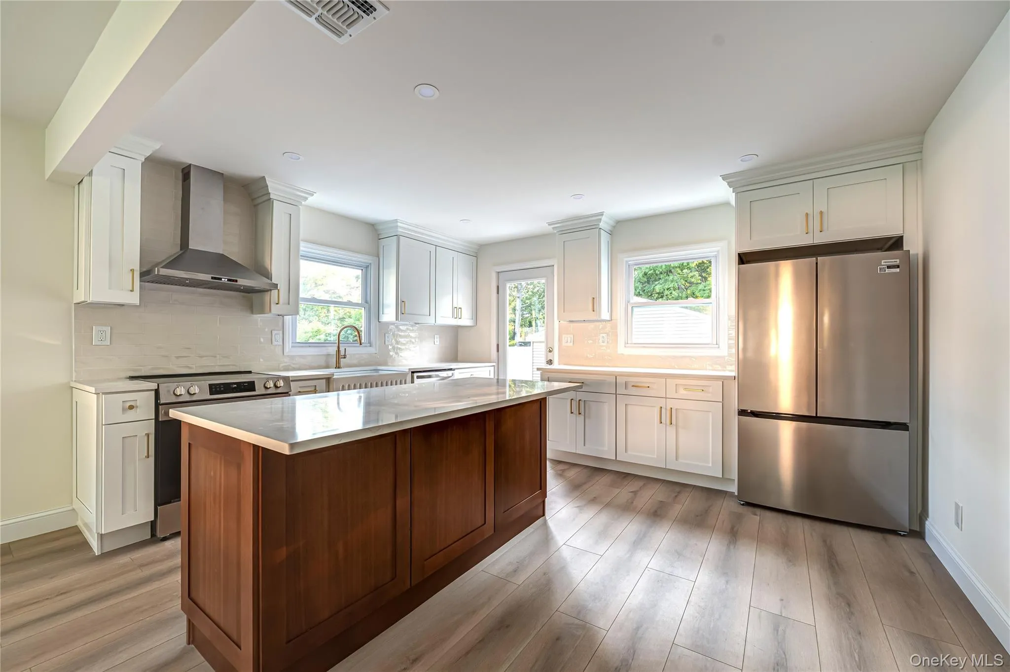 52 Summit Drive, Smithtown, NY, 3 Bedrooms Bedrooms, 6 Rooms Rooms,2 BathroomsBathrooms,Residential,For Rent,Summit,0,1019295 52 Summit Drive, Smithtown, NY, 3 Bedrooms Bedrooms, 6 Rooms Rooms,2 BathroomsBathrooms,Residential,For Rent,Summit,0,1019295