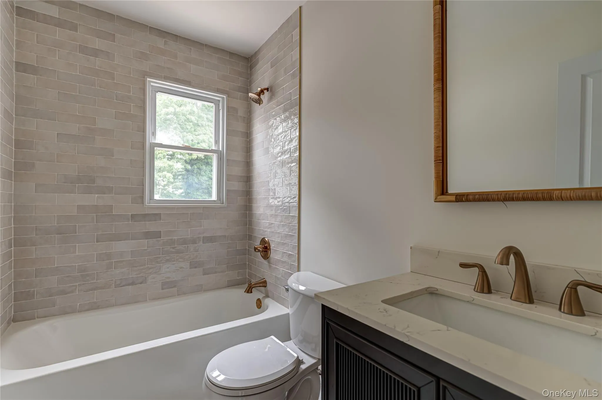52 Summit Drive, Smithtown, NY, 3 Bedrooms Bedrooms, 6 Rooms Rooms,2 BathroomsBathrooms,Residential,For Rent,Summit,0,1019295 52 Summit Drive, Smithtown, NY, 3 Bedrooms Bedrooms, 6 Rooms Rooms,2 BathroomsBathrooms,Residential,For Rent,Summit,0,1019295