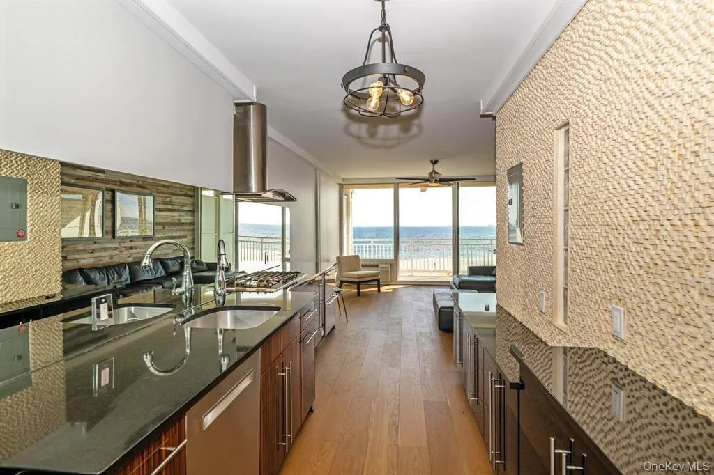 830 Shore, Long Beach, NY, 3 Rooms Rooms,1 BathroomBathrooms,Residential Lease,For Rent,Shore,0,1019300 830 Shore, Long Beach, NY, 3 Rooms Rooms,1 BathroomBathrooms,Residential Lease,For Rent,Shore,0,1019300