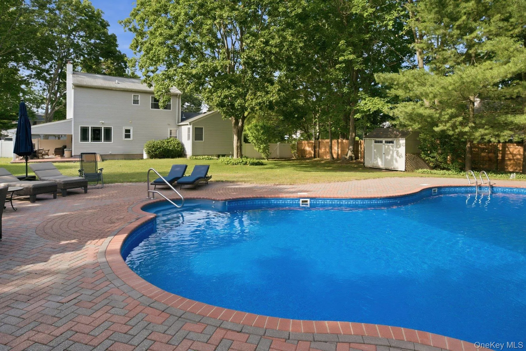 830 Terry Road, Islip, NY, 4 Bedrooms Bedrooms, 9 Rooms Rooms,3 BathroomsBathrooms,Residential,For Rent,Terry,0,1019301 830 Terry Road, Islip, NY, 4 Bedrooms Bedrooms, 9 Rooms Rooms,3 BathroomsBathrooms,Residential,For Rent,Terry,0,1019301