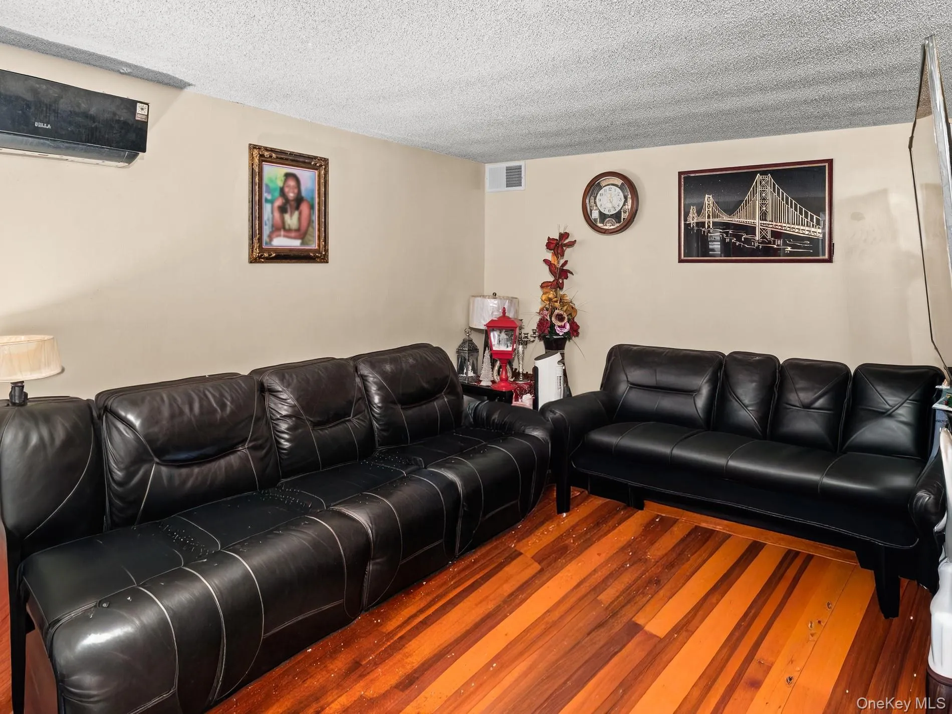 Wooden floors living room 1st. Floor. Wooden floors living room 1st. Floor.