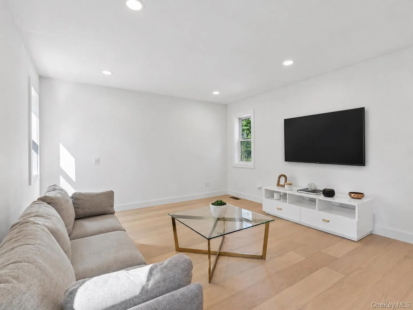 1579 Sea Road, Southampton, NY, 5 Bedrooms Bedrooms, 15 Rooms Rooms,5 BathroomsBathrooms,Residential,For Rent,Sea,0,1019304 1579 Sea Road, Southampton, NY, 5 Bedrooms Bedrooms, 15 Rooms Rooms,5 BathroomsBathrooms,Residential,For Rent,Sea,0,1019304