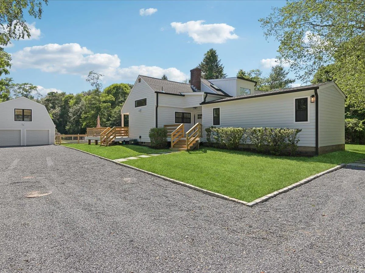 1579 Sea Road, Southampton, NY, 5 Bedrooms Bedrooms, 15 Rooms Rooms,5 BathroomsBathrooms,Residential,For Rent,Sea,0,1019304 1579 Sea Road, Southampton, NY, 5 Bedrooms Bedrooms, 15 Rooms Rooms,5 BathroomsBathrooms,Residential,For Rent,Sea,0,1019304