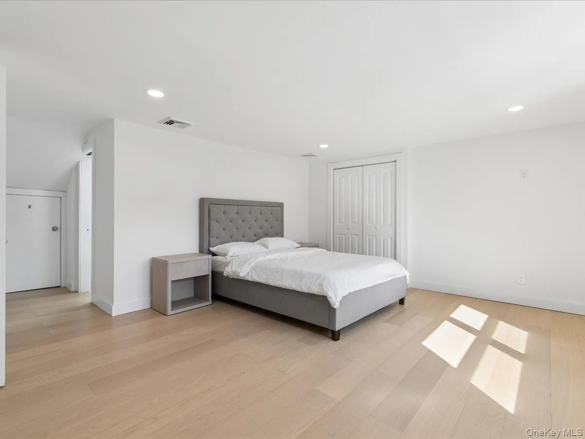 1579 Sea Road, Southampton, NY, 5 Bedrooms Bedrooms, 15 Rooms Rooms,5 BathroomsBathrooms,Residential,For Rent,Sea,0,1019304 1579 Sea Road, Southampton, NY, 5 Bedrooms Bedrooms, 15 Rooms Rooms,5 BathroomsBathrooms,Residential,For Rent,Sea,0,1019304