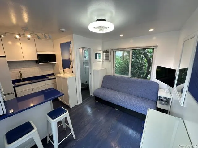 179A Ocean Walk, Brookhaven, NY, 1 Room Rooms,1 BathroomBathrooms,Residential,For Rent,Ocean,0,1019306 179A Ocean Walk, Brookhaven, NY, 1 Room Rooms,1 BathroomBathrooms,Residential,For Rent,Ocean,0,1019306