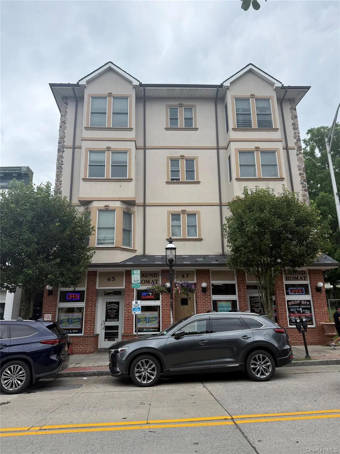 Facade of building. Unit is third floor on left. Facade of building. Unit is third floor on left.