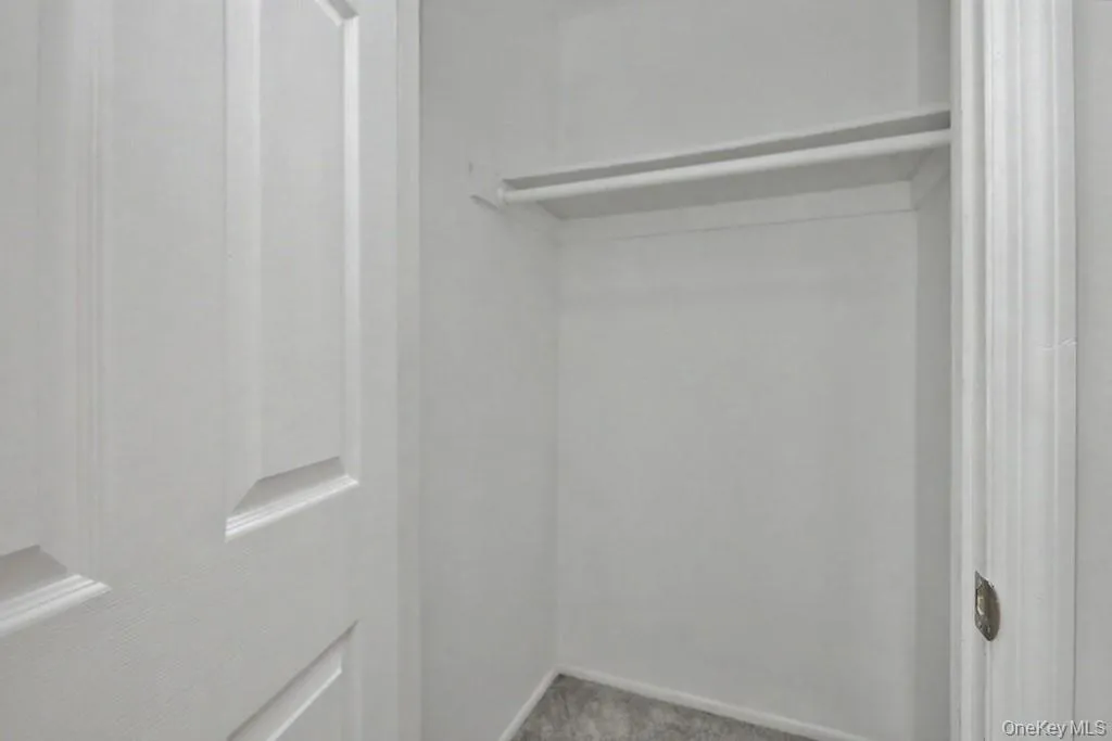 2 Fortune Road, Middletown, NY, 1 Bedroom Bedrooms, 4 Rooms Rooms,1 BathroomBathrooms,Residential Lease,For Rent,Fortune,0,1019313 2 Fortune Road, Middletown, NY, 1 Bedroom Bedrooms, 4 Rooms Rooms,1 BathroomBathrooms,Residential Lease,For Rent,Fortune,0,1019313