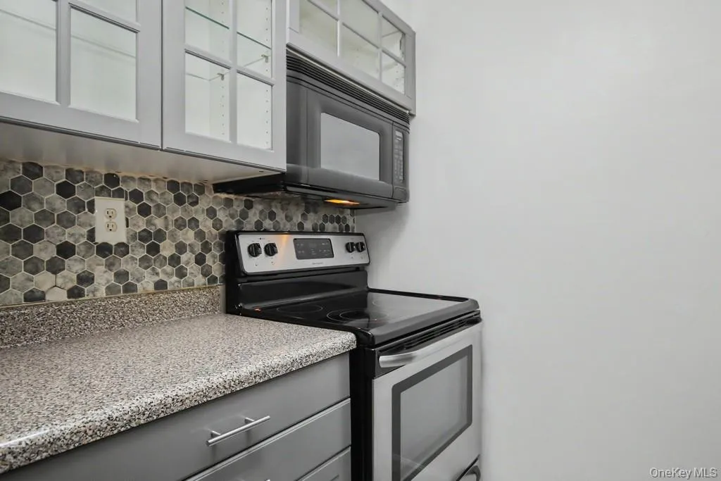 2 Fortune Road, Middletown, NY, 1 Bedroom Bedrooms, 4 Rooms Rooms,1 BathroomBathrooms,Residential Lease,For Rent,Fortune,0,1019313 2 Fortune Road, Middletown, NY, 1 Bedroom Bedrooms, 4 Rooms Rooms,1 BathroomBathrooms,Residential Lease,For Rent,Fortune,0,1019313