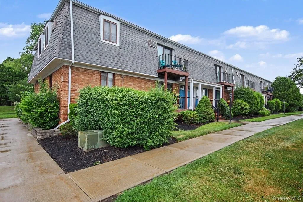 2 Fortune Road, Middletown, NY, 1 Bedroom Bedrooms, 4 Rooms Rooms,1 BathroomBathrooms,Residential Lease,For Rent,Fortune,0,1019313 2 Fortune Road, Middletown, NY, 1 Bedroom Bedrooms, 4 Rooms Rooms,1 BathroomBathrooms,Residential Lease,For Rent,Fortune,0,1019313