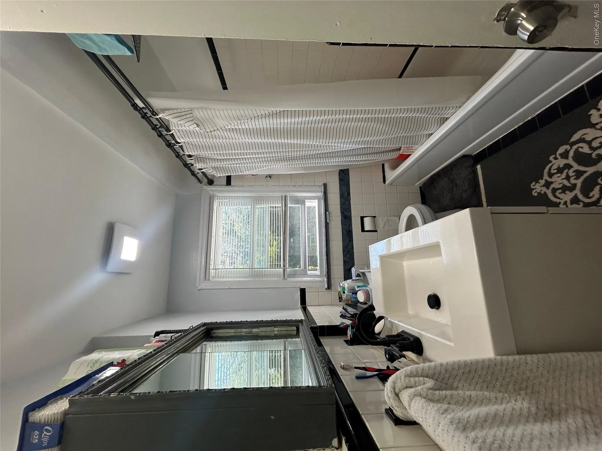 92 Melvin Avenue, Hempstead, NY, 4 Bedrooms Bedrooms, 7 Rooms Rooms,2 BathroomsBathrooms,Residential,For Rent,Melvin,0,1019317 92 Melvin Avenue, Hempstead, NY, 4 Bedrooms Bedrooms, 7 Rooms Rooms,2 BathroomsBathrooms,Residential,For Rent,Melvin,0,1019317