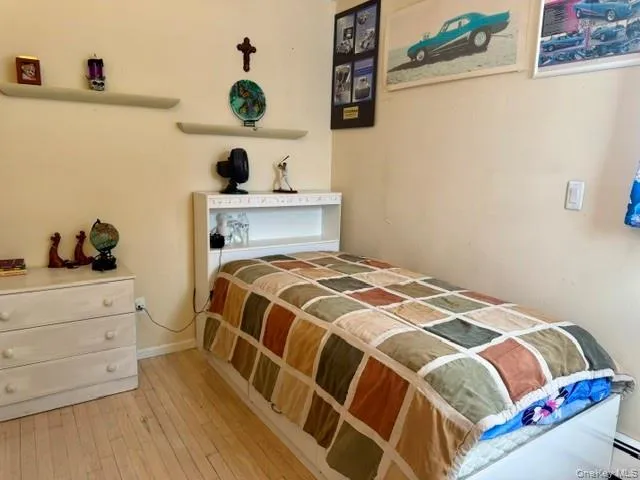 452 Monroe Avenue, Babylon, NY, 4 Bedrooms Bedrooms, 7 Rooms Rooms,1 BathroomBathrooms,Residential,For Rent,Monroe,0,1019332 452 Monroe Avenue, Babylon, NY, 4 Bedrooms Bedrooms, 7 Rooms Rooms,1 BathroomBathrooms,Residential,For Rent,Monroe,0,1019332