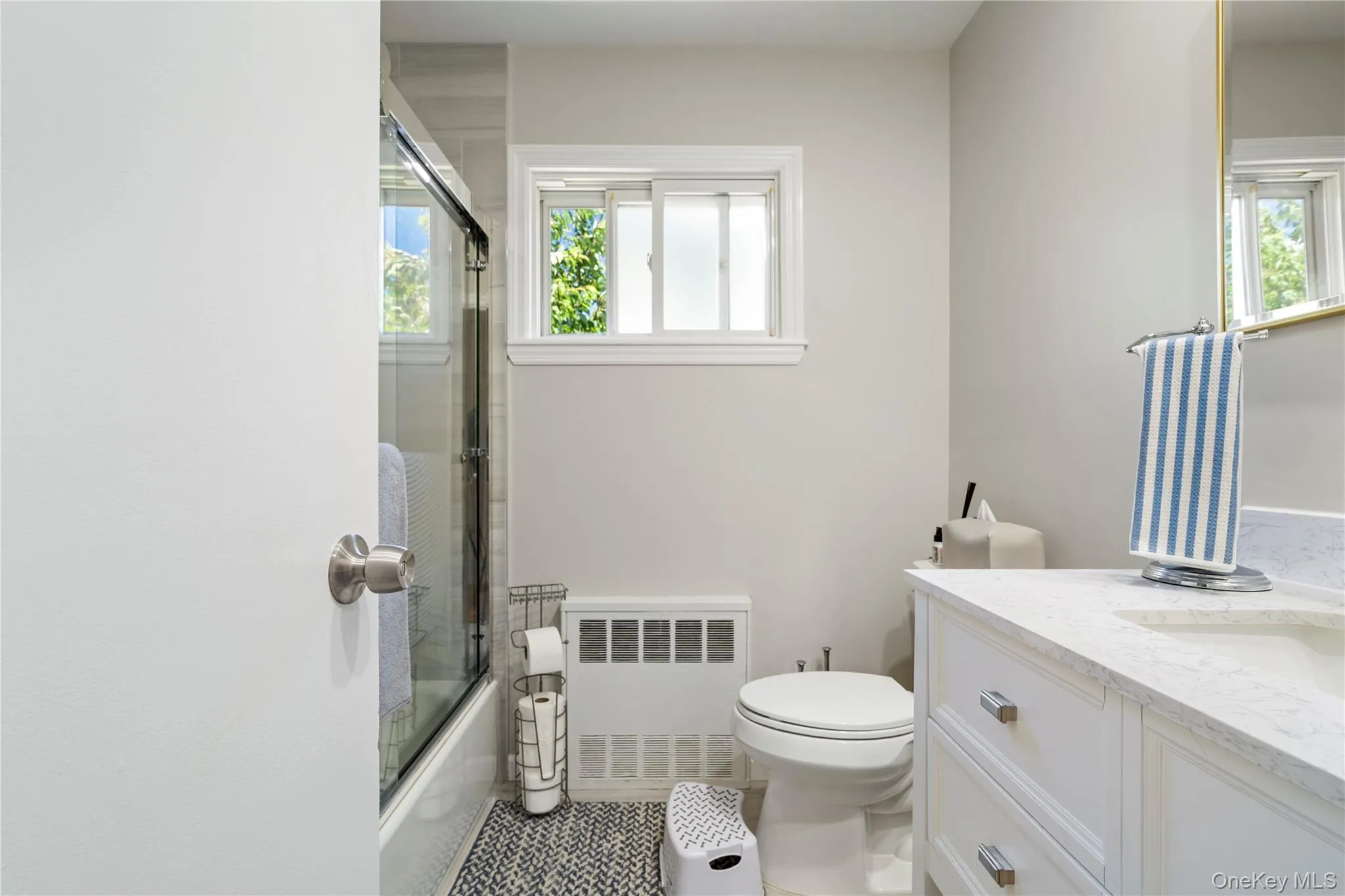 15 Ford Drive, Oyster Bay, NY, 4 Bedrooms Bedrooms, 7 Rooms Rooms,2 BathroomsBathrooms,Residential,For Rent,Ford,0,1019335 15 Ford Drive, Oyster Bay, NY, 4 Bedrooms Bedrooms, 7 Rooms Rooms,2 BathroomsBathrooms,Residential,For Rent,Ford,0,1019335