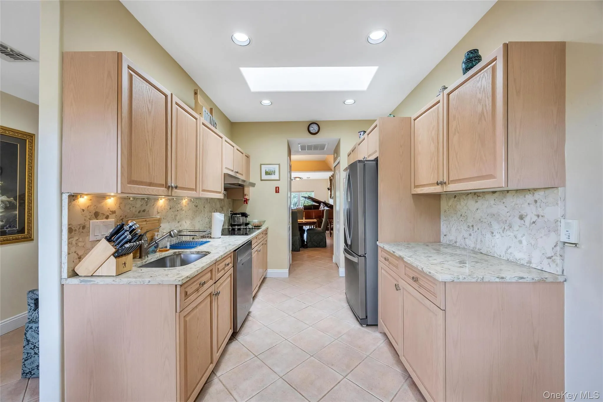157 Windwatch Drive, Smithtown, NY, 3 Bedrooms Bedrooms, 5 Rooms Rooms,2 BathroomsBathrooms,Residential,For Rent,Windwatch,0,1019337 157 Windwatch Drive, Smithtown, NY, 3 Bedrooms Bedrooms, 5 Rooms Rooms,2 BathroomsBathrooms,Residential,For Rent,Windwatch,0,1019337