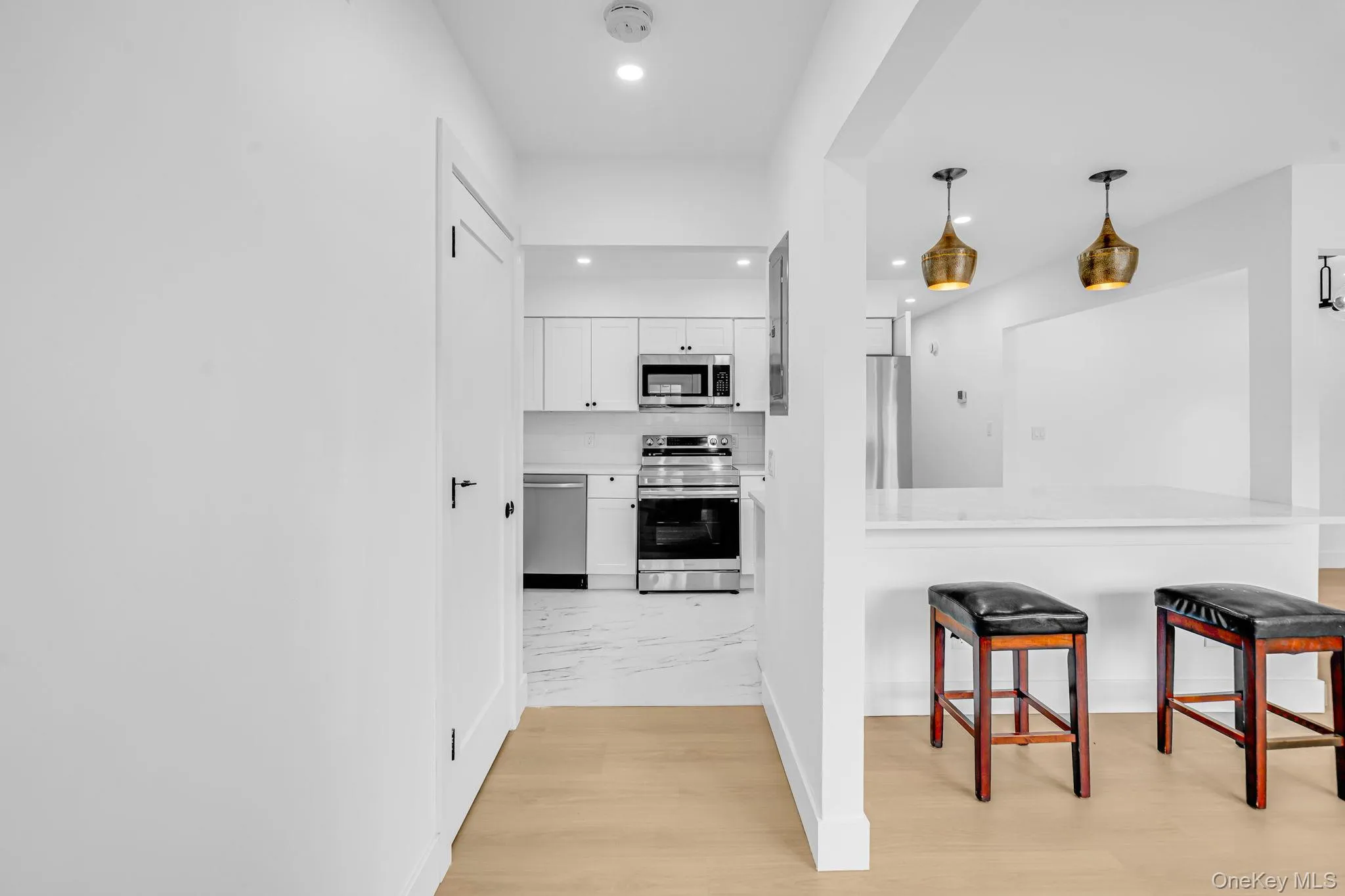 2386 New York Avenue, Huntington, NY, 3 Bedrooms Bedrooms, 7 Rooms Rooms,2 BathroomsBathrooms,Residential Lease,For Rent,New York,0,1019344 2386 New York Avenue, Huntington, NY, 3 Bedrooms Bedrooms, 7 Rooms Rooms,2 BathroomsBathrooms,Residential Lease,For Rent,New York,0,1019344