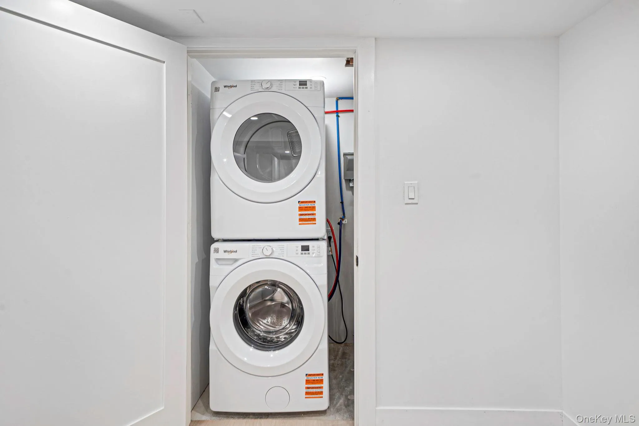 2386 New York Avenue, Huntington, NY, 2 Bedrooms Bedrooms, 6 Rooms Rooms,1 BathroomBathrooms,Residential Lease,For Rent,New York,0,1019350 2386 New York Avenue, Huntington, NY, 2 Bedrooms Bedrooms, 6 Rooms Rooms,1 BathroomBathrooms,Residential Lease,For Rent,New York,0,1019350