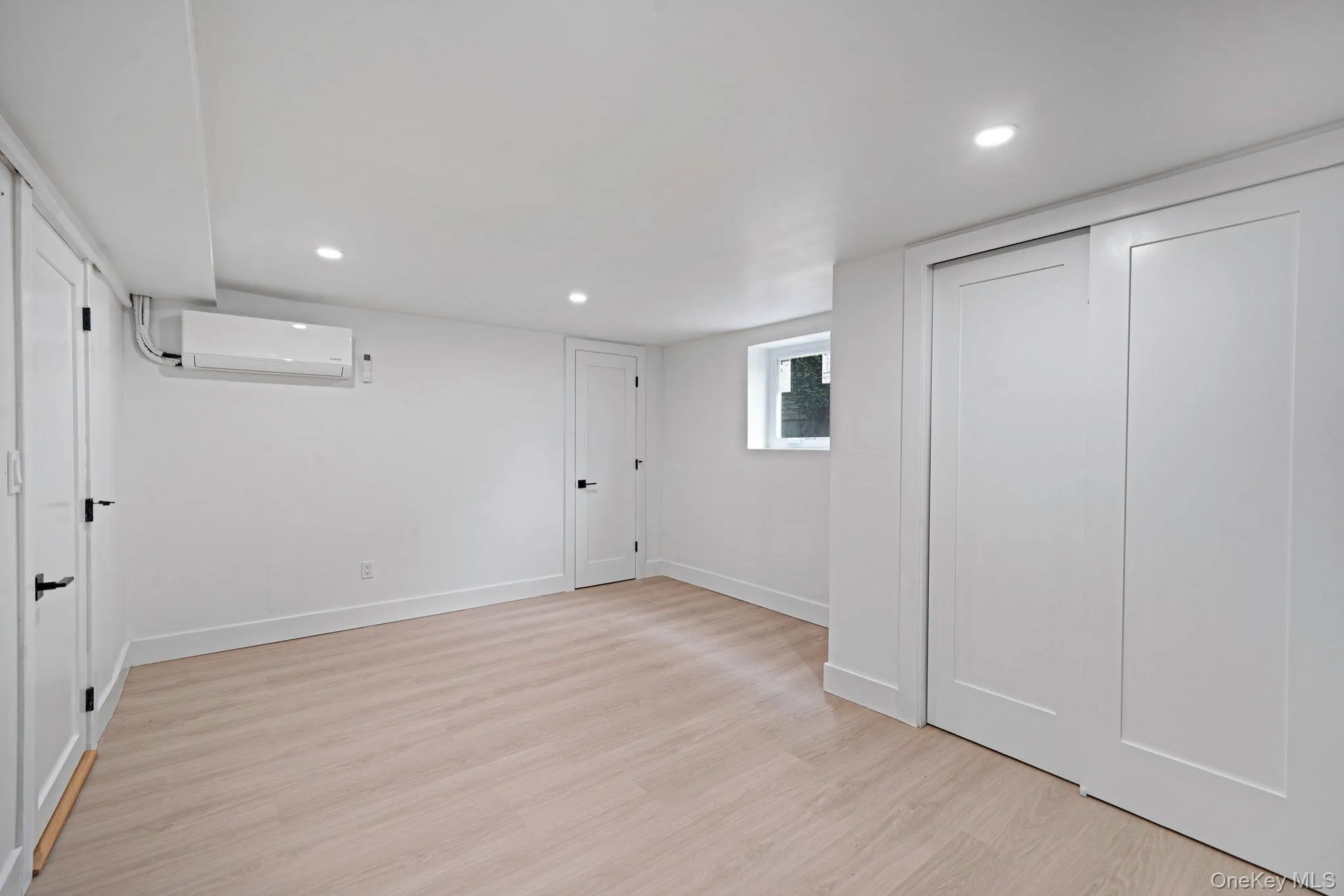 2386 New York Avenue, Huntington, NY, 2 Bedrooms Bedrooms, 6 Rooms Rooms,1 BathroomBathrooms,Residential Lease,For Rent,New York,0,1019350 2386 New York Avenue, Huntington, NY, 2 Bedrooms Bedrooms, 6 Rooms Rooms,1 BathroomBathrooms,Residential Lease,For Rent,New York,0,1019350