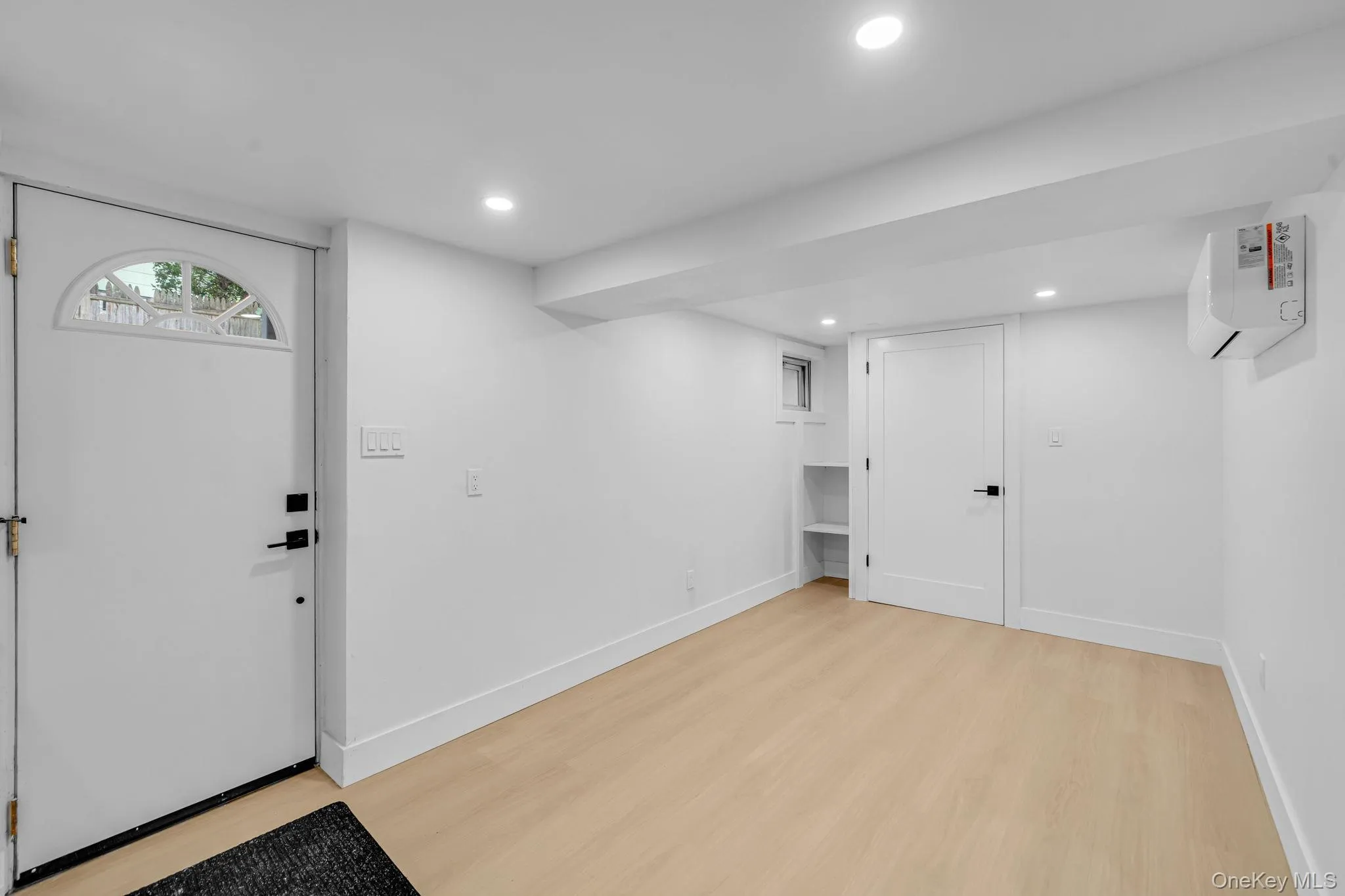 2386 New York Avenue, Huntington, NY, 2 Bedrooms Bedrooms, 6 Rooms Rooms,1 BathroomBathrooms,Residential Lease,For Rent,New York,0,1019350 2386 New York Avenue, Huntington, NY, 2 Bedrooms Bedrooms, 6 Rooms Rooms,1 BathroomBathrooms,Residential Lease,For Rent,New York,0,1019350