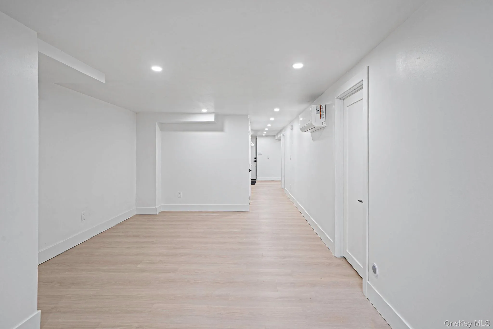 2386 New York Avenue, Huntington, NY, 2 Bedrooms Bedrooms, 6 Rooms Rooms,1 BathroomBathrooms,Residential Lease,For Rent,New York,0,1019350 2386 New York Avenue, Huntington, NY, 2 Bedrooms Bedrooms, 6 Rooms Rooms,1 BathroomBathrooms,Residential Lease,For Rent,New York,0,1019350