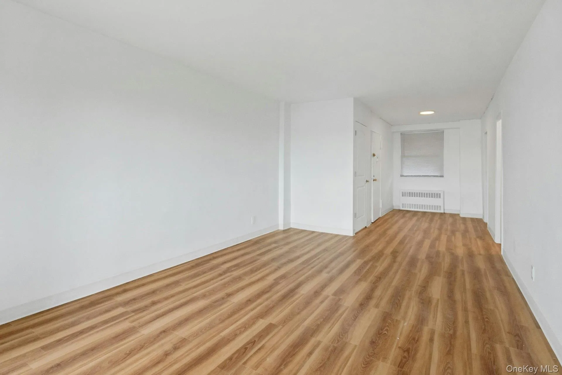 4705 Henry Hudson Parkway, New York, NY, 1 Bedroom Bedrooms, 6 Rooms Rooms,1 BathroomBathrooms,Residential,For Rent,Parkway,0,1019363 4705 Henry Hudson Parkway, New York, NY, 1 Bedroom Bedrooms, 6 Rooms Rooms,1 BathroomBathrooms,Residential,For Rent,Parkway,0,1019363