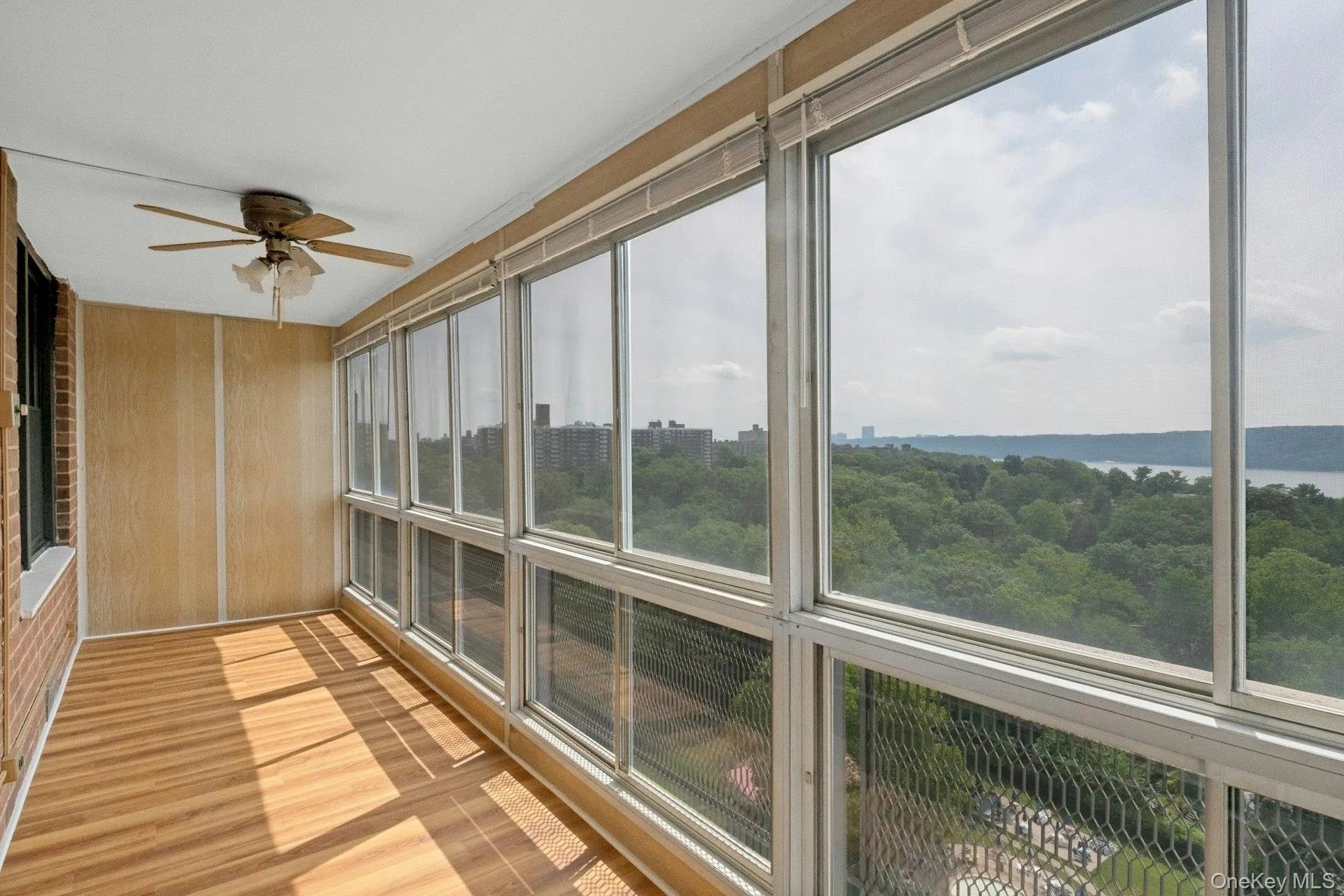 4705 Henry Hudson Parkway, New York, NY, 1 Bedroom Bedrooms, 6 Rooms Rooms,1 BathroomBathrooms,Residential,For Rent,Parkway,0,1019363 4705 Henry Hudson Parkway, New York, NY, 1 Bedroom Bedrooms, 6 Rooms Rooms,1 BathroomBathrooms,Residential,For Rent,Parkway,0,1019363