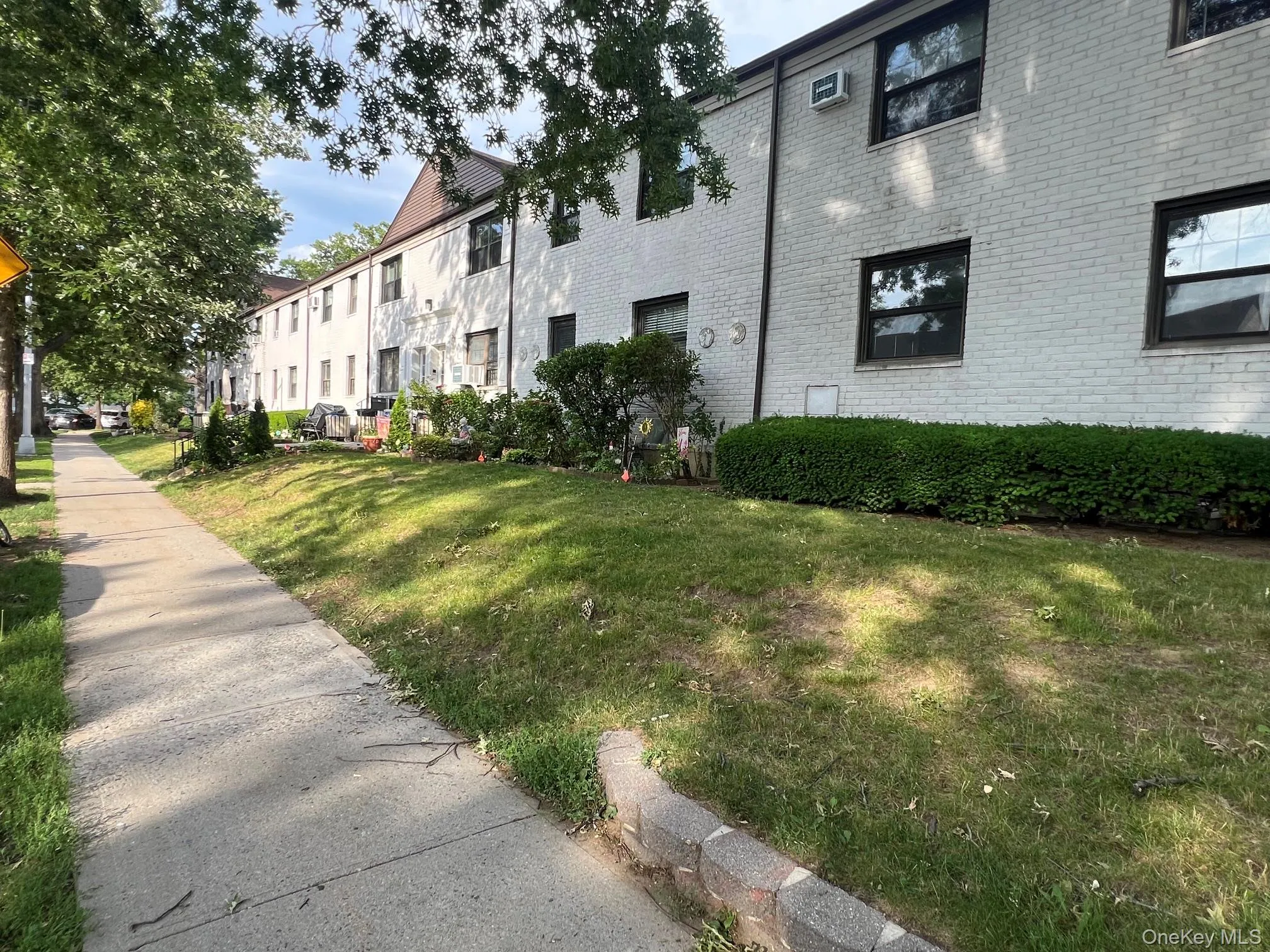 13604 68TH DRIVE, New York, NY, 3 Bedrooms Bedrooms, 6 Rooms Rooms,1 BathroomBathrooms,Residential,For Rent,68TH DRIVE,0,1019364 13604 68TH DRIVE, New York, NY, 3 Bedrooms Bedrooms, 6 Rooms Rooms,1 BathroomBathrooms,Residential,For Rent,68TH DRIVE,0,1019364