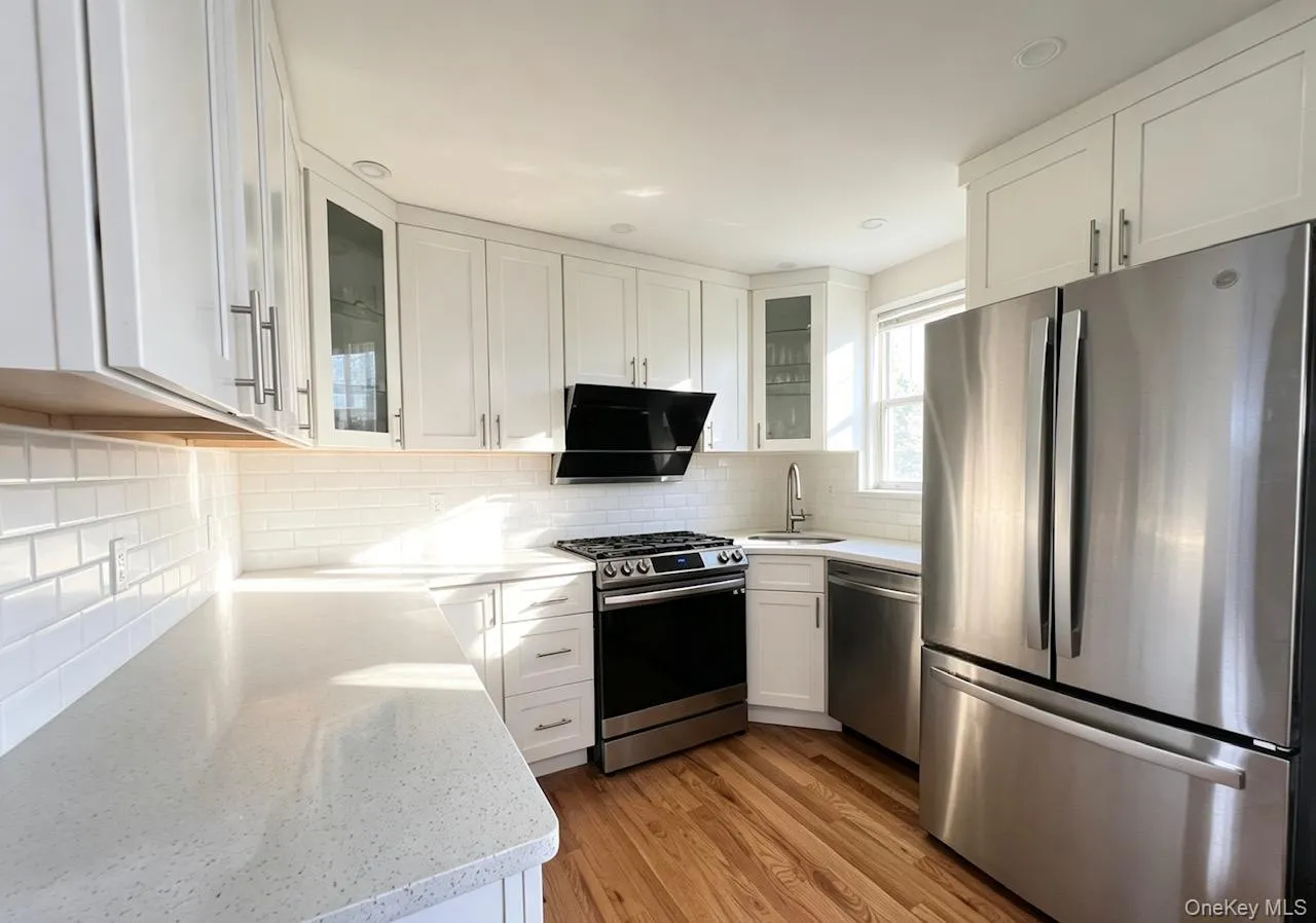13604 68TH DRIVE, New York, NY, 3 Bedrooms Bedrooms, 6 Rooms Rooms,1 BathroomBathrooms,Residential,For Rent,68TH DRIVE,0,1019364 13604 68TH DRIVE, New York, NY, 3 Bedrooms Bedrooms, 6 Rooms Rooms,1 BathroomBathrooms,Residential,For Rent,68TH DRIVE,0,1019364