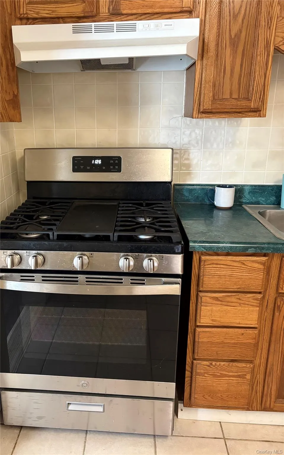 137 Clinton Street, Poughkeepsie, NY, 4 Bedrooms Bedrooms, 8 Rooms Rooms,2 BathroomsBathrooms,Residential,For Rent,Clinton,0,1019365 137 Clinton Street, Poughkeepsie, NY, 4 Bedrooms Bedrooms, 8 Rooms Rooms,2 BathroomsBathrooms,Residential,For Rent,Clinton,0,1019365
