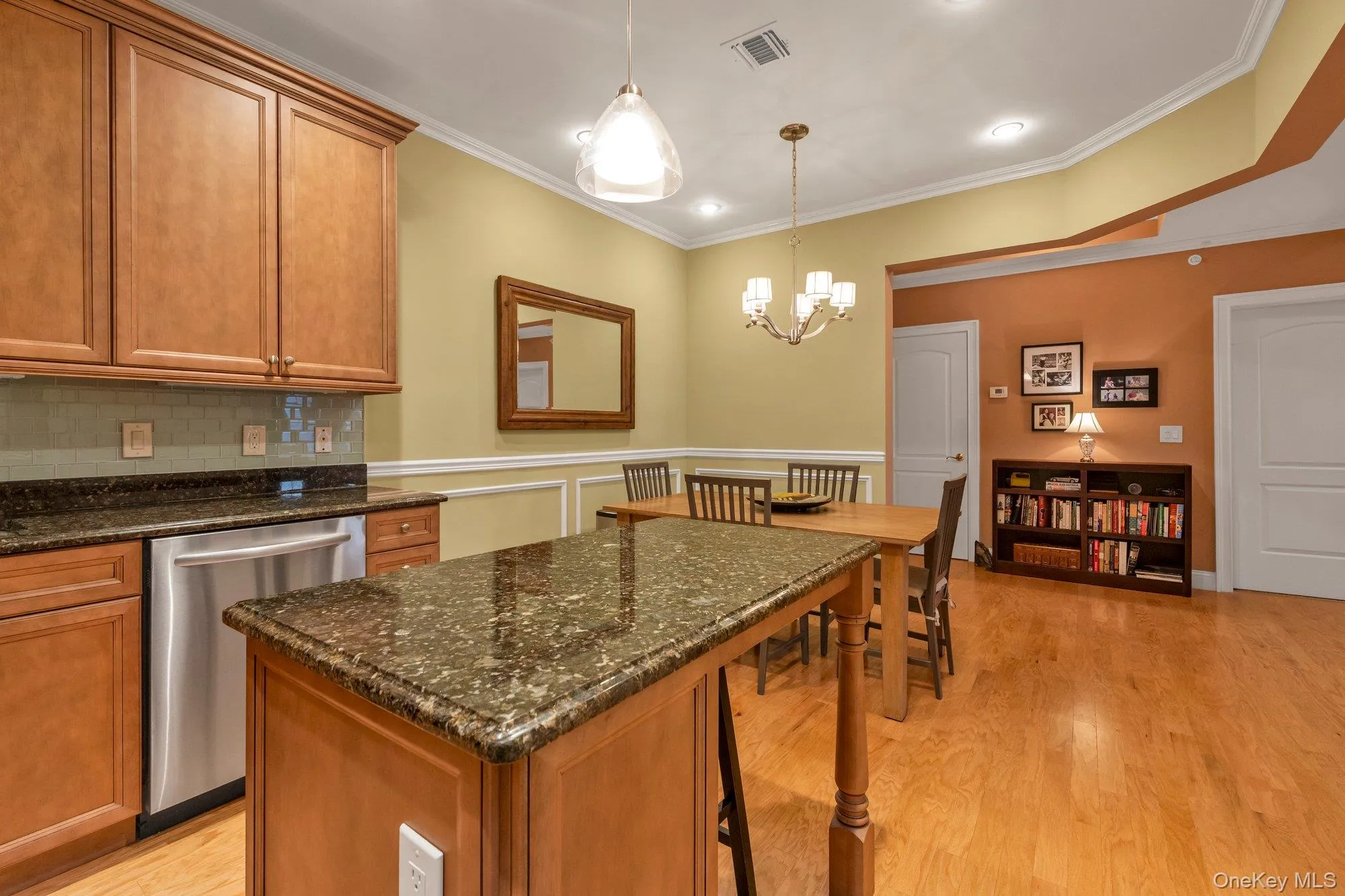 34 Shady Lane, Hempstead, NY, 2 Bedrooms Bedrooms, 5 Rooms Rooms,2 BathroomsBathrooms,Residential,For Rent,Shady,0,1019372 34 Shady Lane, Hempstead, NY, 2 Bedrooms Bedrooms, 5 Rooms Rooms,2 BathroomsBathrooms,Residential,For Rent,Shady,0,1019372