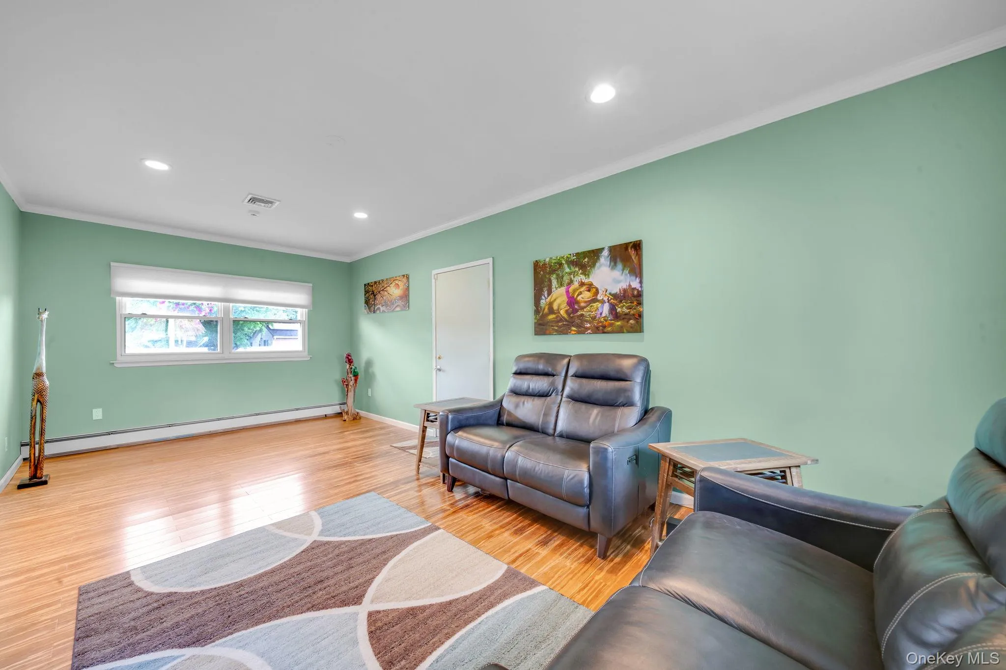 62 Oneida Avenue, Brookhaven, NY, 4 Bedrooms Bedrooms, 7 Rooms Rooms,3 BathroomsBathrooms,Residential,For Rent,Oneida,0,1019373 62 Oneida Avenue, Brookhaven, NY, 4 Bedrooms Bedrooms, 7 Rooms Rooms,3 BathroomsBathrooms,Residential,For Rent,Oneida,0,1019373