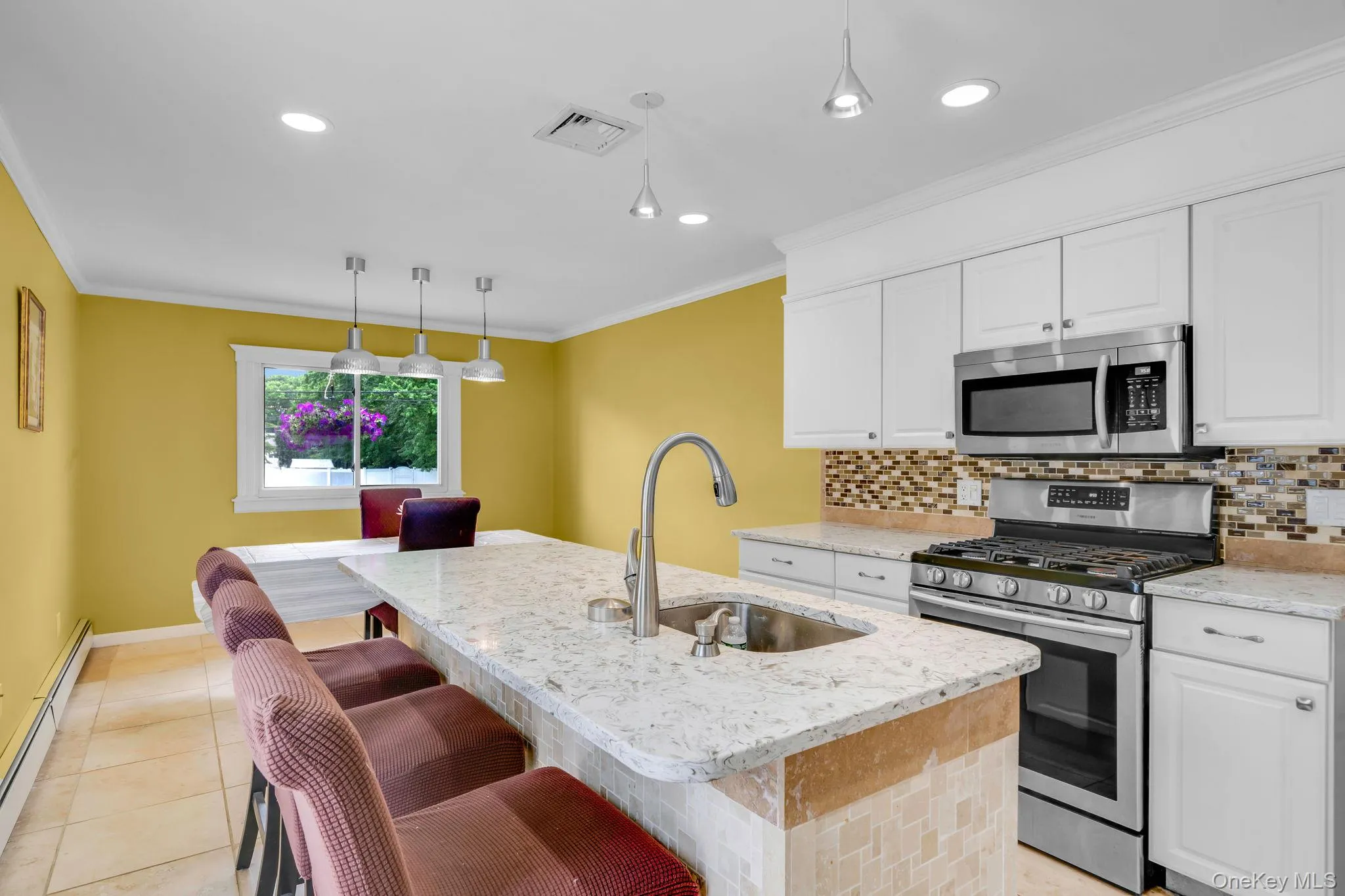 62 Oneida Avenue, Brookhaven, NY, 4 Bedrooms Bedrooms, 7 Rooms Rooms,3 BathroomsBathrooms,Residential,For Rent,Oneida,0,1019373 62 Oneida Avenue, Brookhaven, NY, 4 Bedrooms Bedrooms, 7 Rooms Rooms,3 BathroomsBathrooms,Residential,For Rent,Oneida,0,1019373