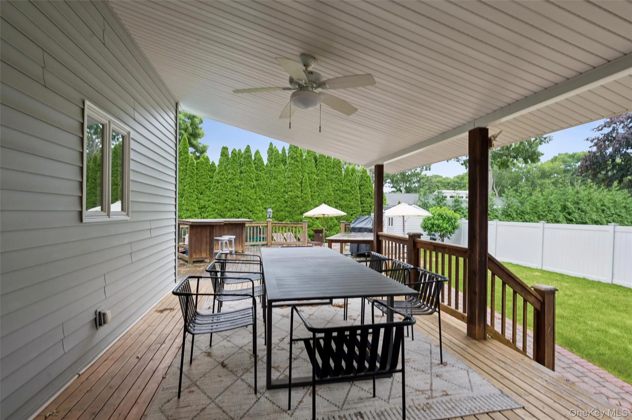 41 Homewood Drive, Southampton, NY, 3 Bedrooms Bedrooms, 6 Rooms Rooms,2 BathroomsBathrooms,Residential Lease,For Rent,Homewood,0,1019375 41 Homewood Drive, Southampton, NY, 3 Bedrooms Bedrooms, 6 Rooms Rooms,2 BathroomsBathrooms,Residential Lease,For Rent,Homewood,0,1019375