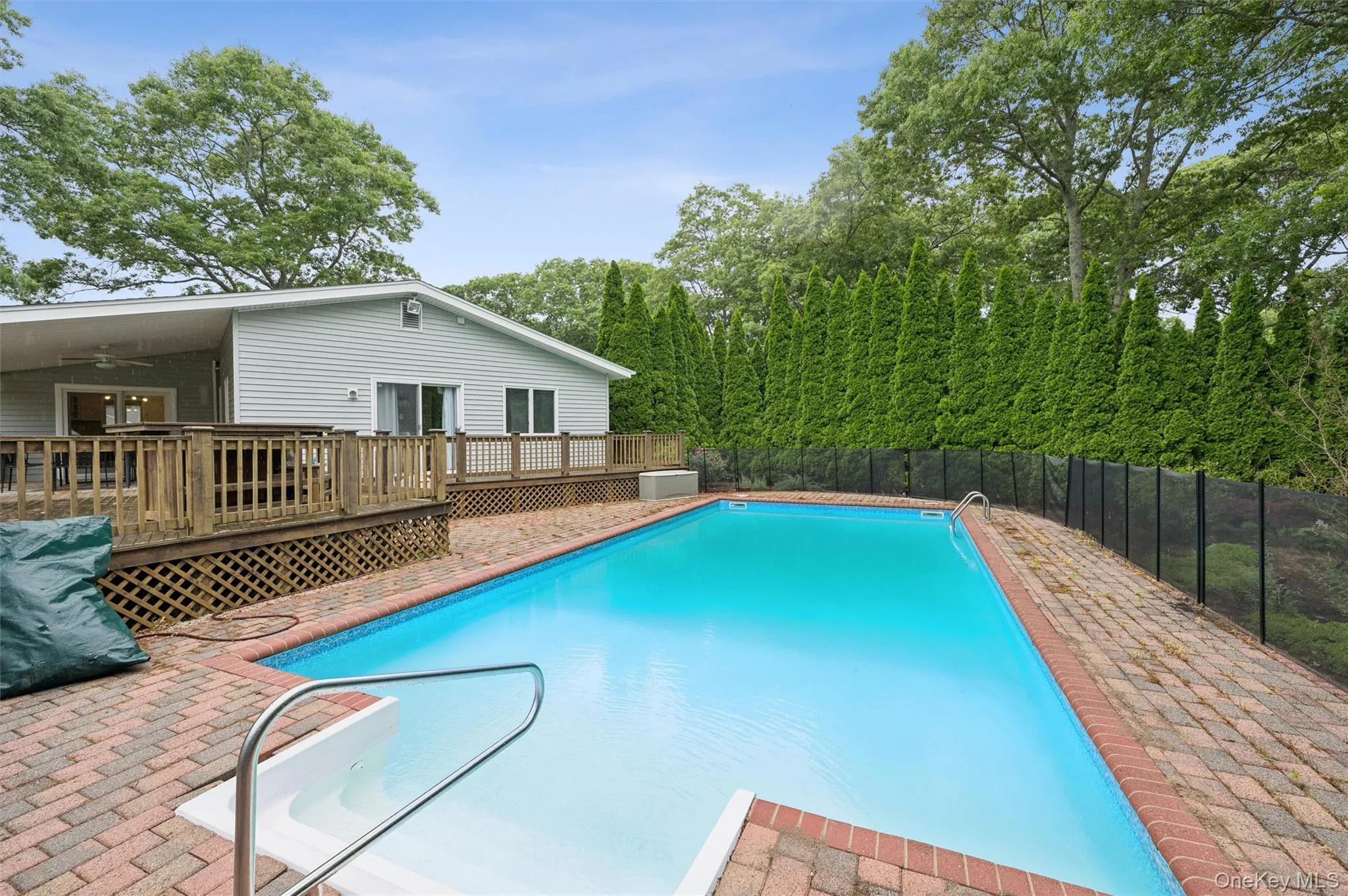 41 Homewood Drive, Southampton, NY, 3 Bedrooms Bedrooms, 6 Rooms Rooms,2 BathroomsBathrooms,Residential Lease,For Rent,Homewood,0,1019375 41 Homewood Drive, Southampton, NY, 3 Bedrooms Bedrooms, 6 Rooms Rooms,2 BathroomsBathrooms,Residential Lease,For Rent,Homewood,0,1019375