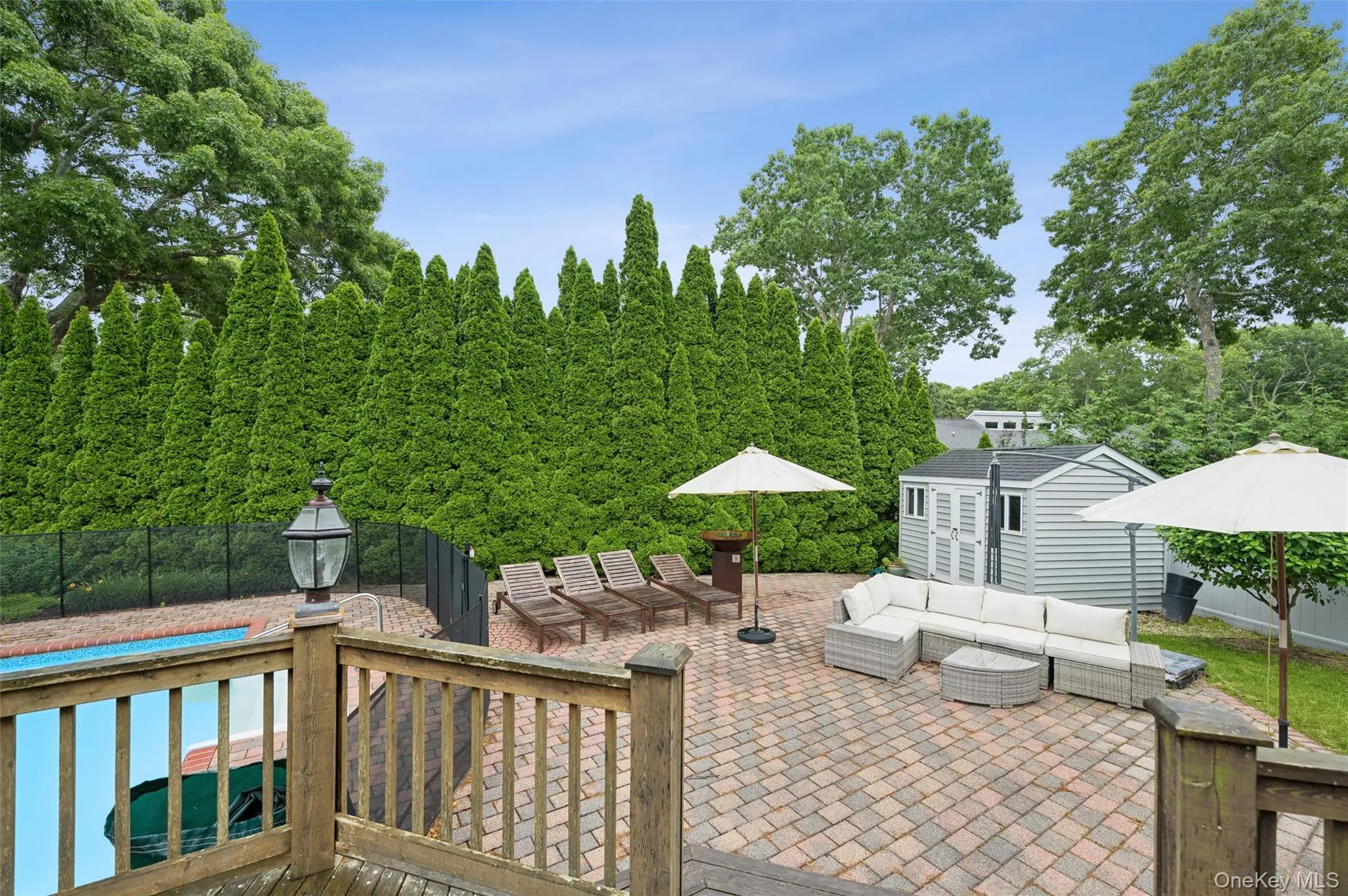 41 Homewood Drive, Southampton, NY, 3 Bedrooms Bedrooms, 6 Rooms Rooms,2 BathroomsBathrooms,Residential Lease,For Rent,Homewood,0,1019375 41 Homewood Drive, Southampton, NY, 3 Bedrooms Bedrooms, 6 Rooms Rooms,2 BathroomsBathrooms,Residential Lease,For Rent,Homewood,0,1019375