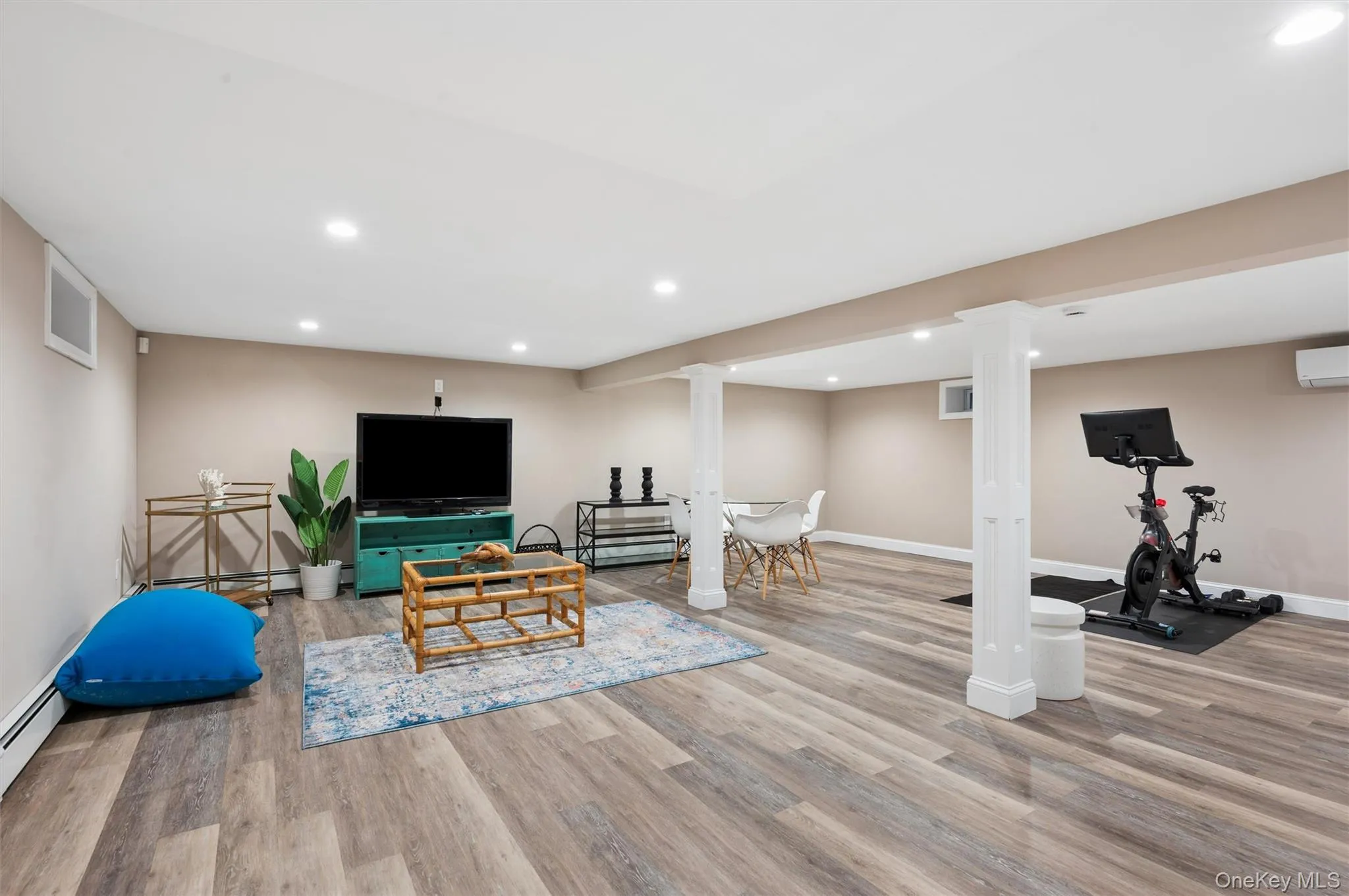 41 Homewood Drive, Southampton, NY, 3 Bedrooms Bedrooms, 6 Rooms Rooms,2 BathroomsBathrooms,Residential Lease,For Rent,Homewood,0,1019375 41 Homewood Drive, Southampton, NY, 3 Bedrooms Bedrooms, 6 Rooms Rooms,2 BathroomsBathrooms,Residential Lease,For Rent,Homewood,0,1019375