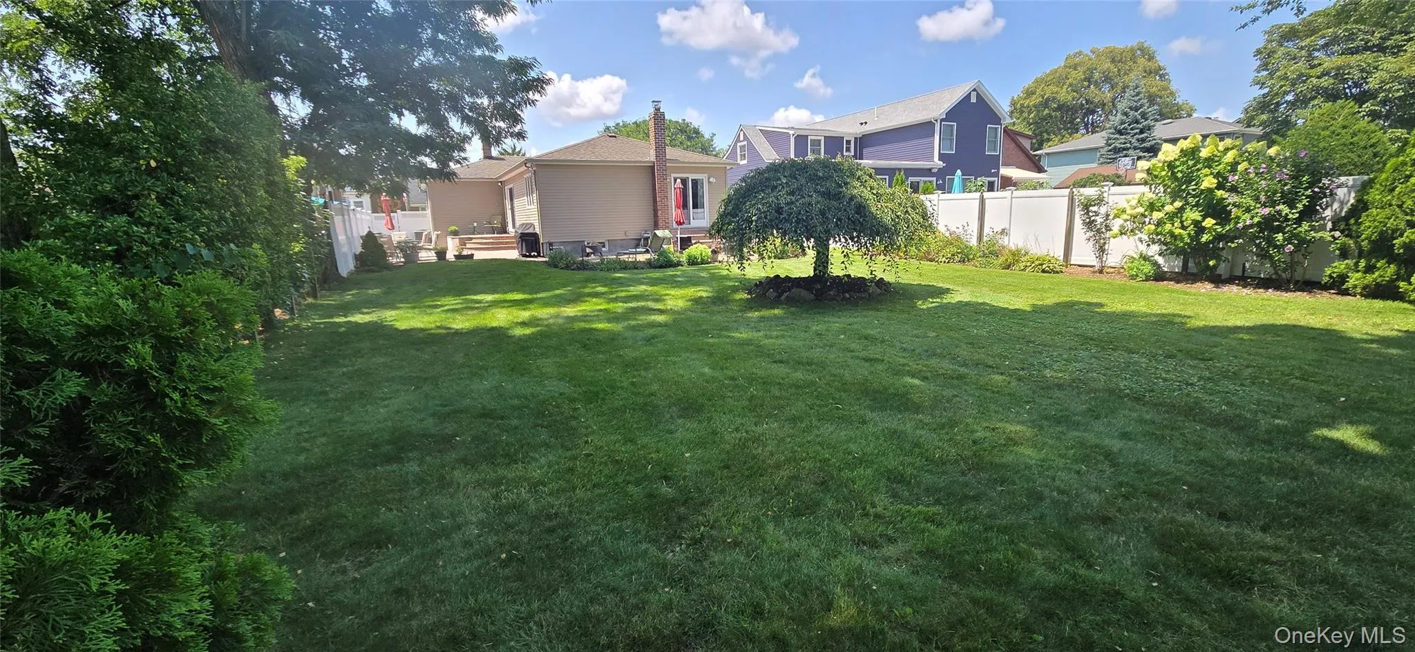 737 Virginia Avenue, Hempstead, NY, 2 Bedrooms Bedrooms, 5 Rooms Rooms,1 BathroomBathrooms,Residential,For Rent,Virginia,0,1019377 737 Virginia Avenue, Hempstead, NY, 2 Bedrooms Bedrooms, 5 Rooms Rooms,1 BathroomBathrooms,Residential,For Rent,Virginia,0,1019377