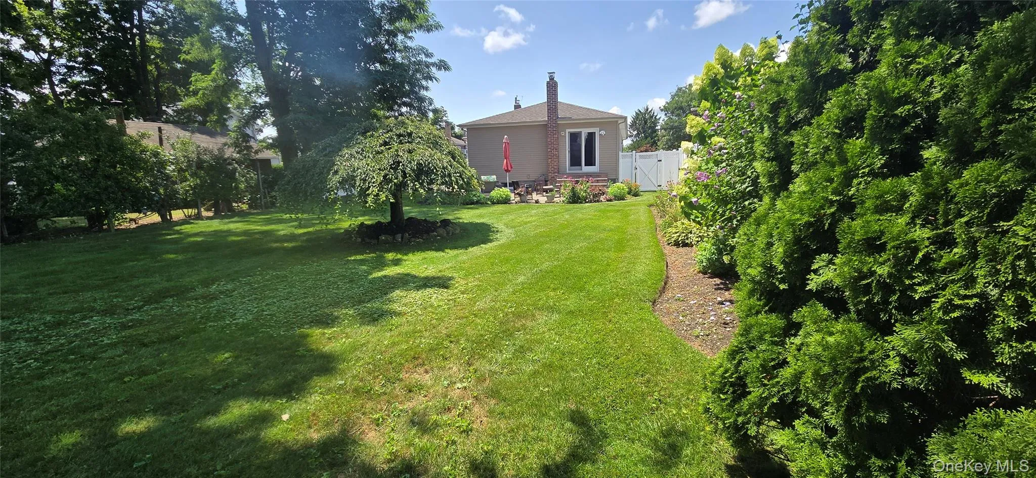 737 Virginia Avenue, Hempstead, NY, 2 Bedrooms Bedrooms, 5 Rooms Rooms,1 BathroomBathrooms,Residential,For Rent,Virginia,0,1019377 737 Virginia Avenue, Hempstead, NY, 2 Bedrooms Bedrooms, 5 Rooms Rooms,1 BathroomBathrooms,Residential,For Rent,Virginia,0,1019377