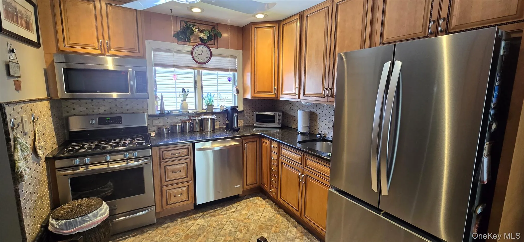 737 Virginia Avenue, Hempstead, NY, 2 Bedrooms Bedrooms, 5 Rooms Rooms,1 BathroomBathrooms,Residential,For Rent,Virginia,0,1019377 737 Virginia Avenue, Hempstead, NY, 2 Bedrooms Bedrooms, 5 Rooms Rooms,1 BathroomBathrooms,Residential,For Rent,Virginia,0,1019377