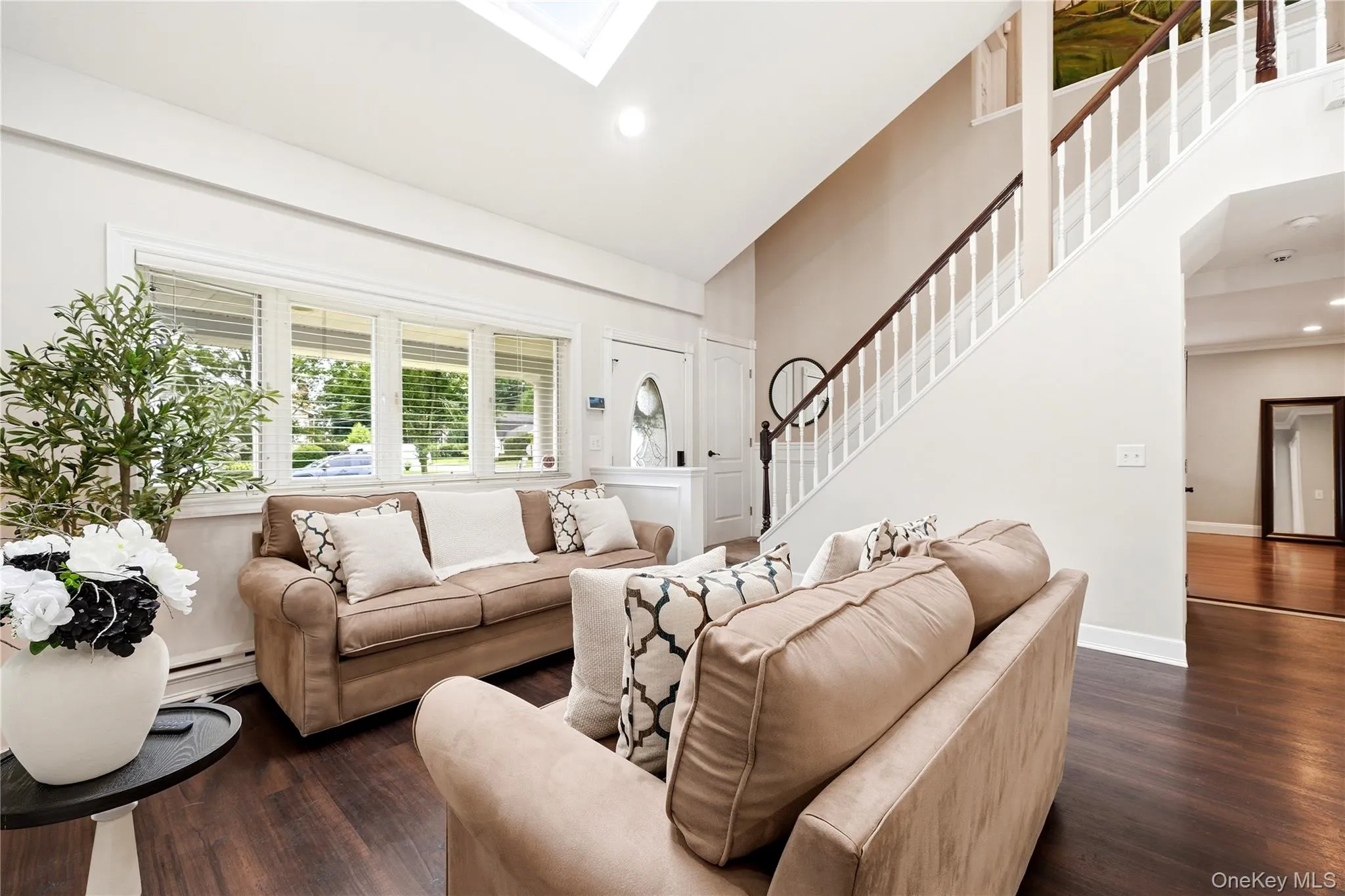 1 Gould Drive, Brookhaven, NY, 4 Bedrooms Bedrooms, 9 Rooms Rooms,2 BathroomsBathrooms,Residential,For Rent,Gould,0,1019380 1 Gould Drive, Brookhaven, NY, 4 Bedrooms Bedrooms, 9 Rooms Rooms,2 BathroomsBathrooms,Residential,For Rent,Gould,0,1019380