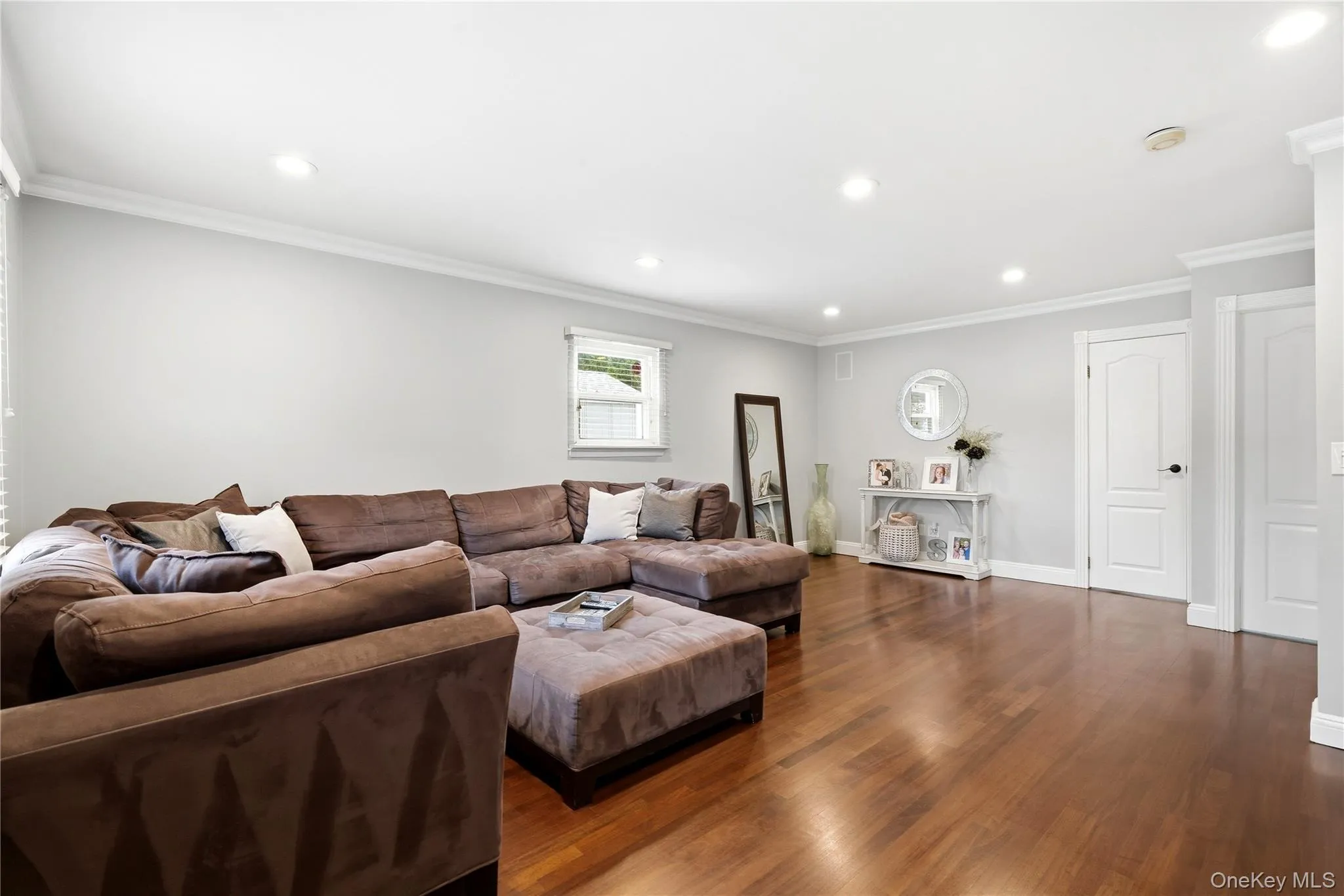 1 Gould Drive, Brookhaven, NY, 4 Bedrooms Bedrooms, 9 Rooms Rooms,2 BathroomsBathrooms,Residential,For Rent,Gould,0,1019380 1 Gould Drive, Brookhaven, NY, 4 Bedrooms Bedrooms, 9 Rooms Rooms,2 BathroomsBathrooms,Residential,For Rent,Gould,0,1019380