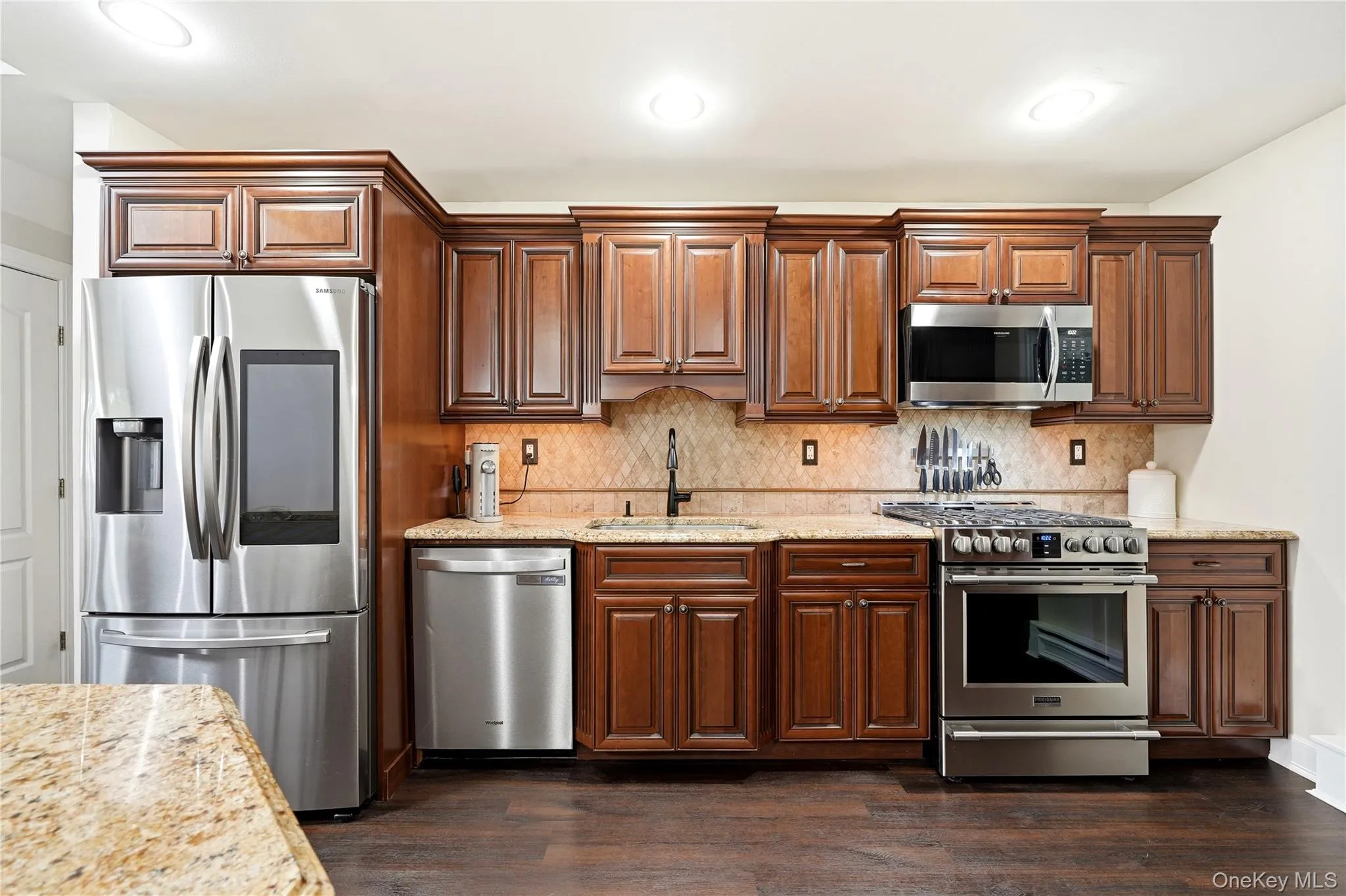 1 Gould Drive, Brookhaven, NY, 4 Bedrooms Bedrooms, 9 Rooms Rooms,2 BathroomsBathrooms,Residential,For Rent,Gould,0,1019380 1 Gould Drive, Brookhaven, NY, 4 Bedrooms Bedrooms, 9 Rooms Rooms,2 BathroomsBathrooms,Residential,For Rent,Gould,0,1019380