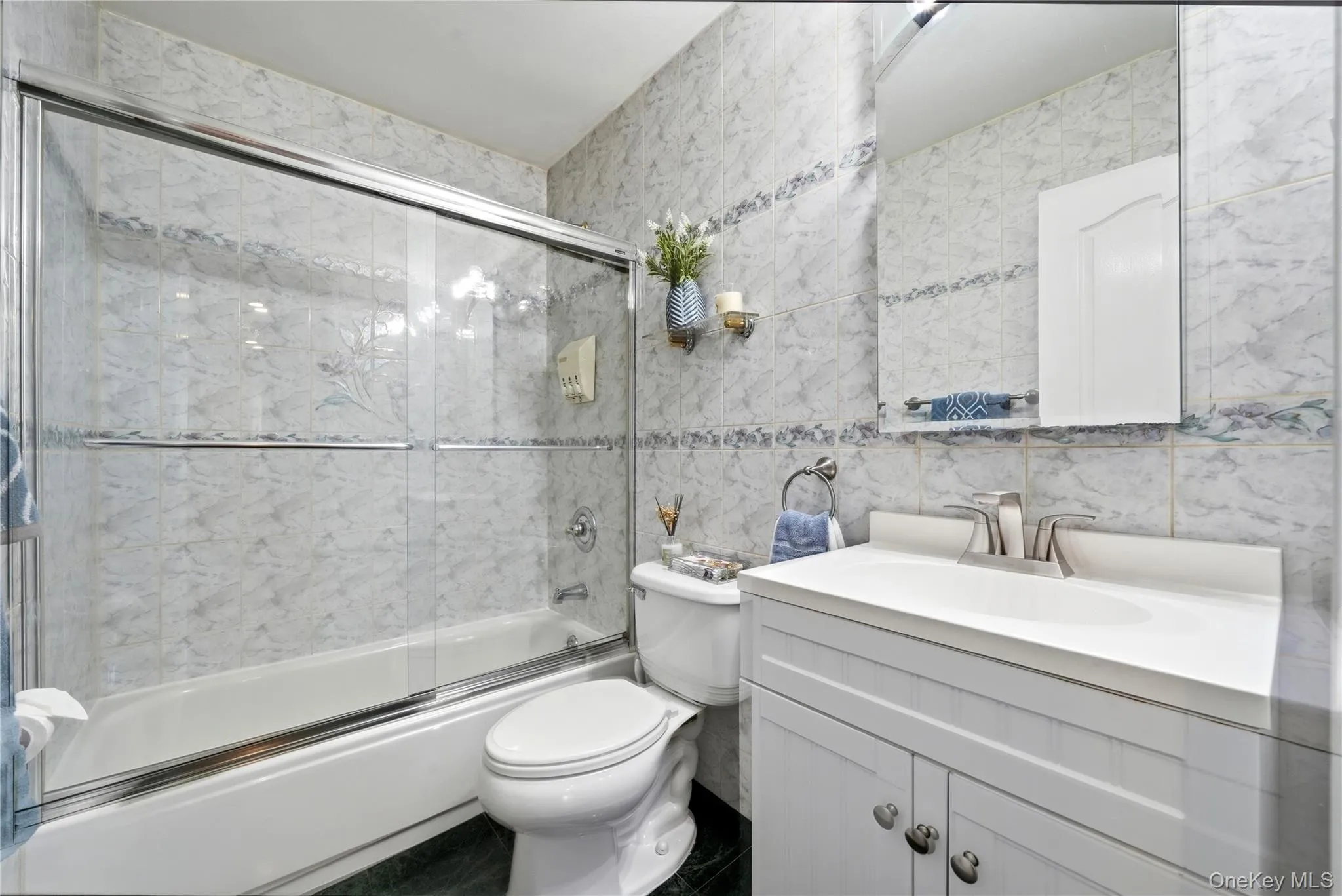 1 Gould Drive, Brookhaven, NY, 4 Bedrooms Bedrooms, 9 Rooms Rooms,2 BathroomsBathrooms,Residential,For Rent,Gould,0,1019380 1 Gould Drive, Brookhaven, NY, 4 Bedrooms Bedrooms, 9 Rooms Rooms,2 BathroomsBathrooms,Residential,For Rent,Gould,0,1019380