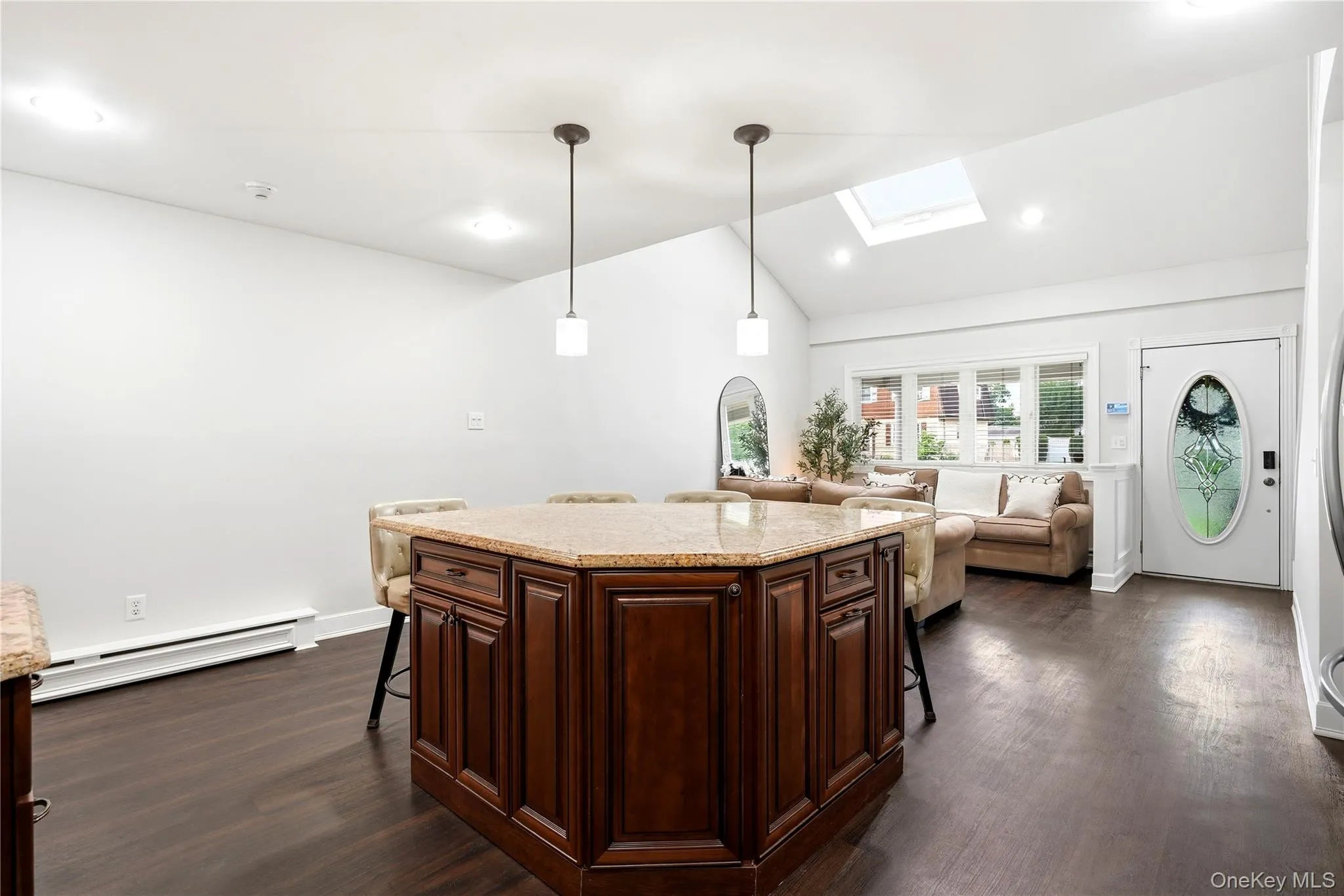 1 Gould Drive, Brookhaven, NY, 4 Bedrooms Bedrooms, 9 Rooms Rooms,2 BathroomsBathrooms,Residential,For Rent,Gould,0,1019380 1 Gould Drive, Brookhaven, NY, 4 Bedrooms Bedrooms, 9 Rooms Rooms,2 BathroomsBathrooms,Residential,For Rent,Gould,0,1019380
