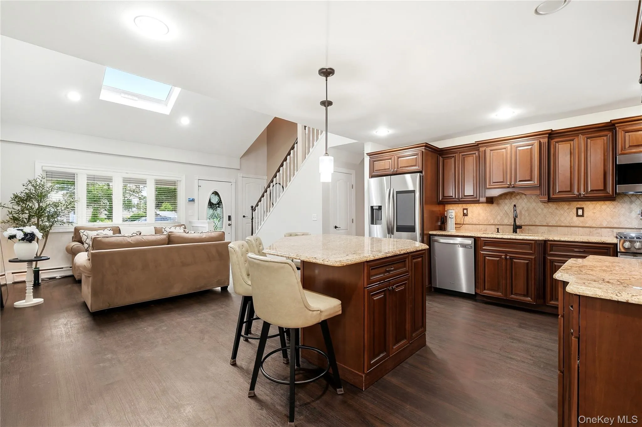 1 Gould Drive, Brookhaven, NY, 4 Bedrooms Bedrooms, 9 Rooms Rooms,2 BathroomsBathrooms,Residential,For Rent,Gould,0,1019380 1 Gould Drive, Brookhaven, NY, 4 Bedrooms Bedrooms, 9 Rooms Rooms,2 BathroomsBathrooms,Residential,For Rent,Gould,0,1019380