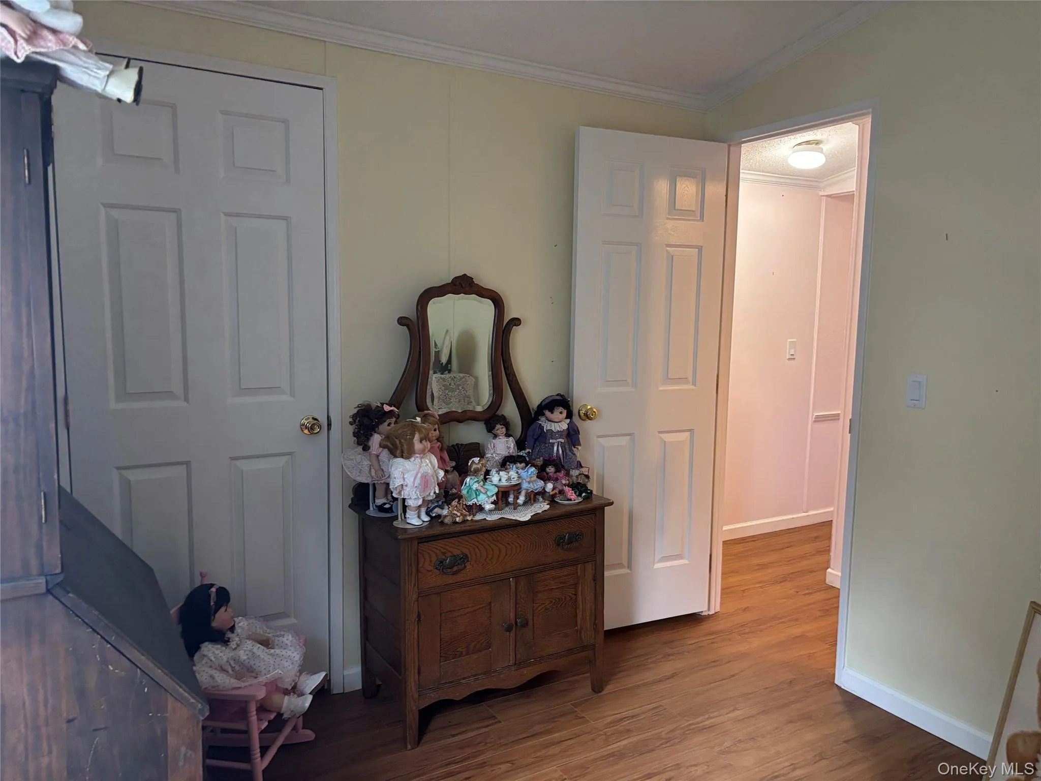 1661 Old Country Road, Riverhead, NY, 2 Bedrooms Bedrooms, 5 Rooms Rooms,2 BathroomsBathrooms,Residential,For Rent,Old Country,0,1019381 1661 Old Country Road, Riverhead, NY, 2 Bedrooms Bedrooms, 5 Rooms Rooms,2 BathroomsBathrooms,Residential,For Rent,Old Country,0,1019381